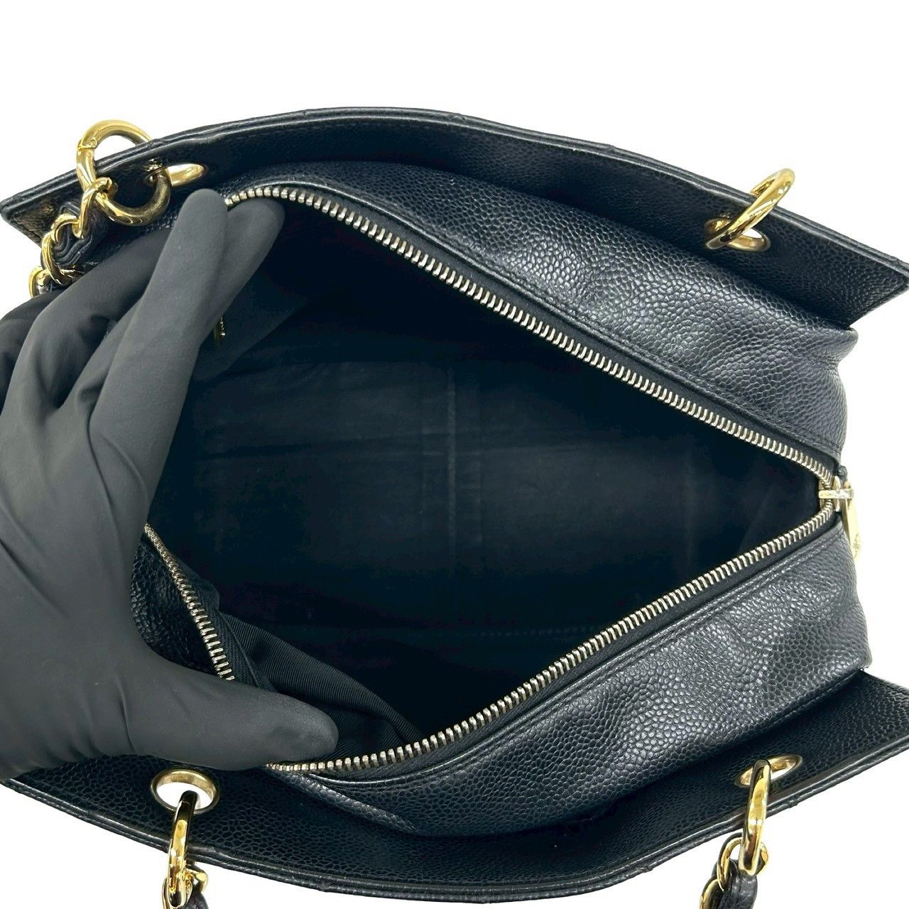Chanel Chanel Chanel Matelasse Caviar Leather Shoulder Bag Leather Shoulder Bag DUTY FREE for USA Size ONE SIZE - 10 Thumbnail
