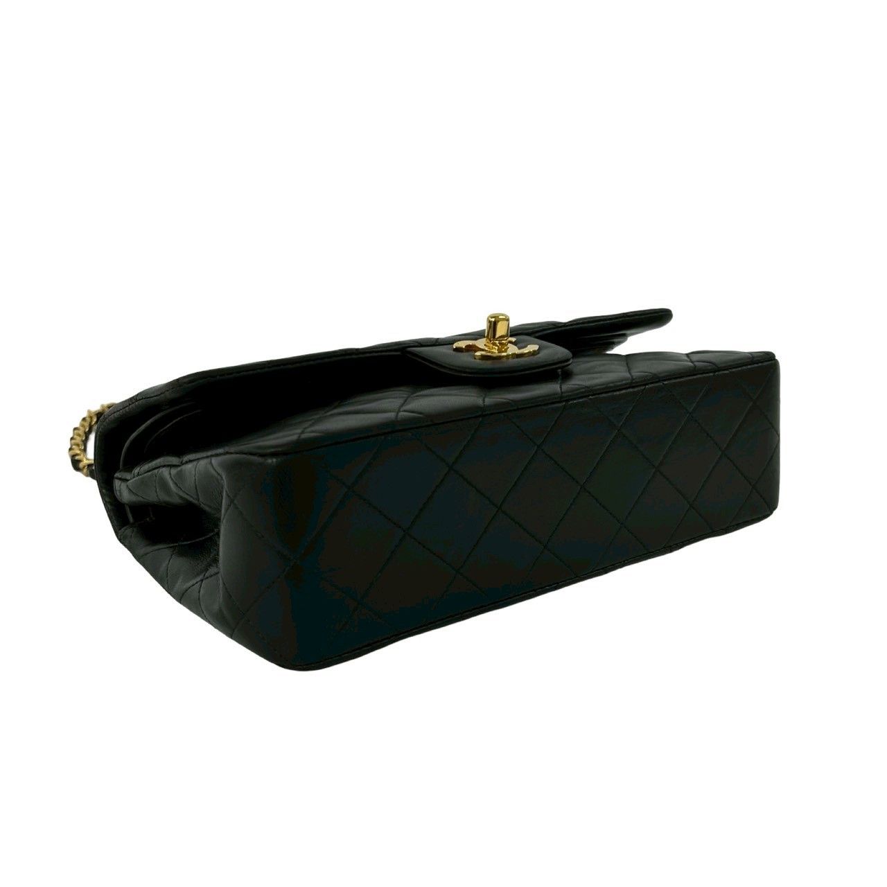 Chanel Chanel Chanel Matelasse Lambskin Shoulder Bag Leather Shoulder Bag DUTY FREE for USA Size ONE SIZE - 8 Thumbnail