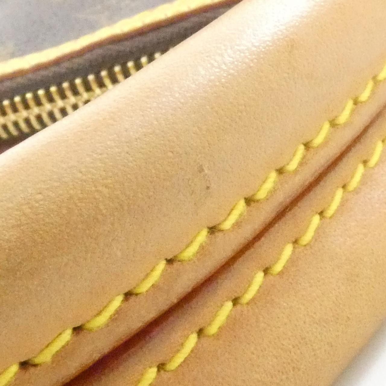 Louis Vuitton Louis Vuitton Louis Vuitton Lockit Monogram Handbag Textile Handbag M40102 DUTY FREE for USA Size ONE SIZE - 6 Thumbnail