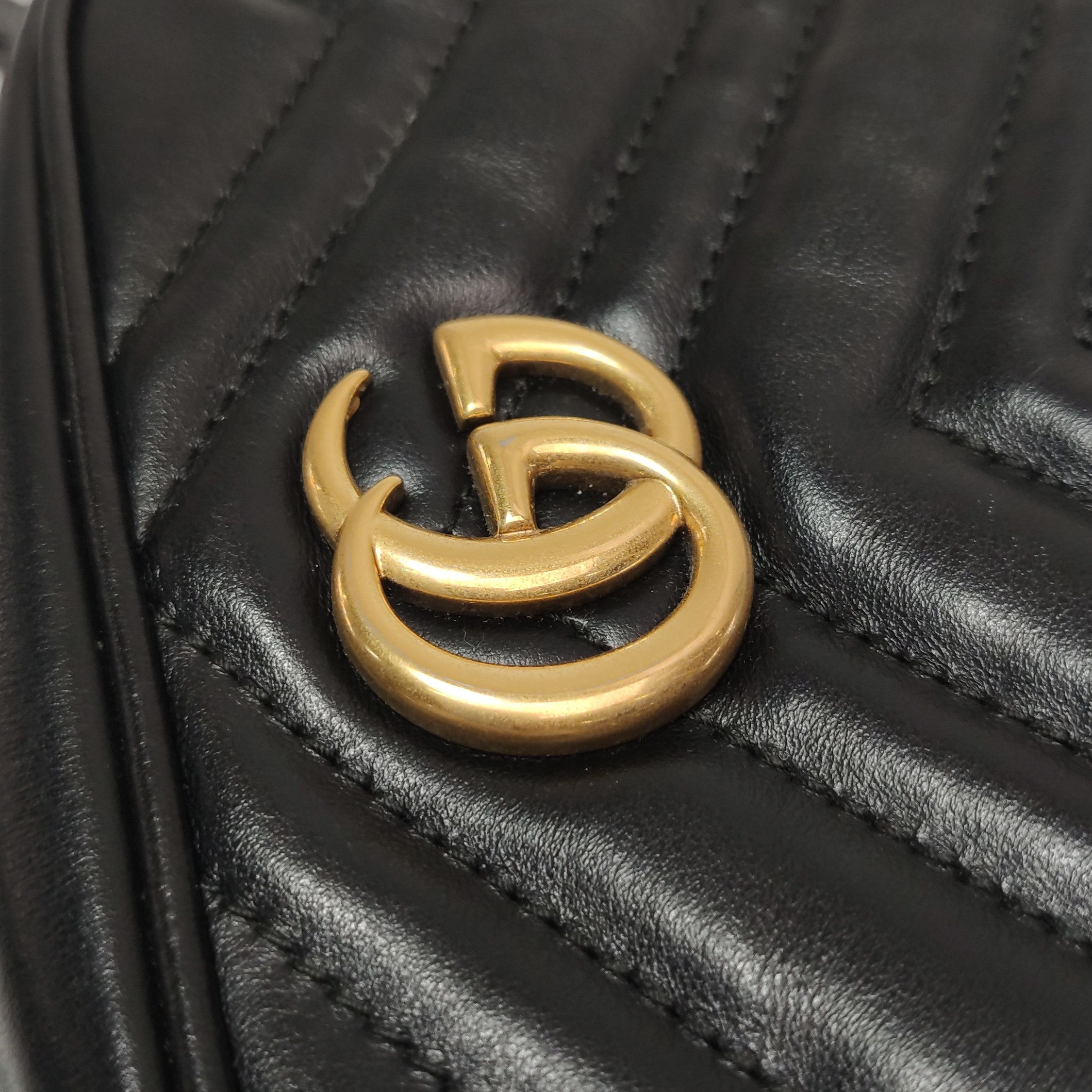 Gucci Gucci GG Marmont Black Leather Quilted Camera Bag Size ONE SIZE - 15 Thumbnail