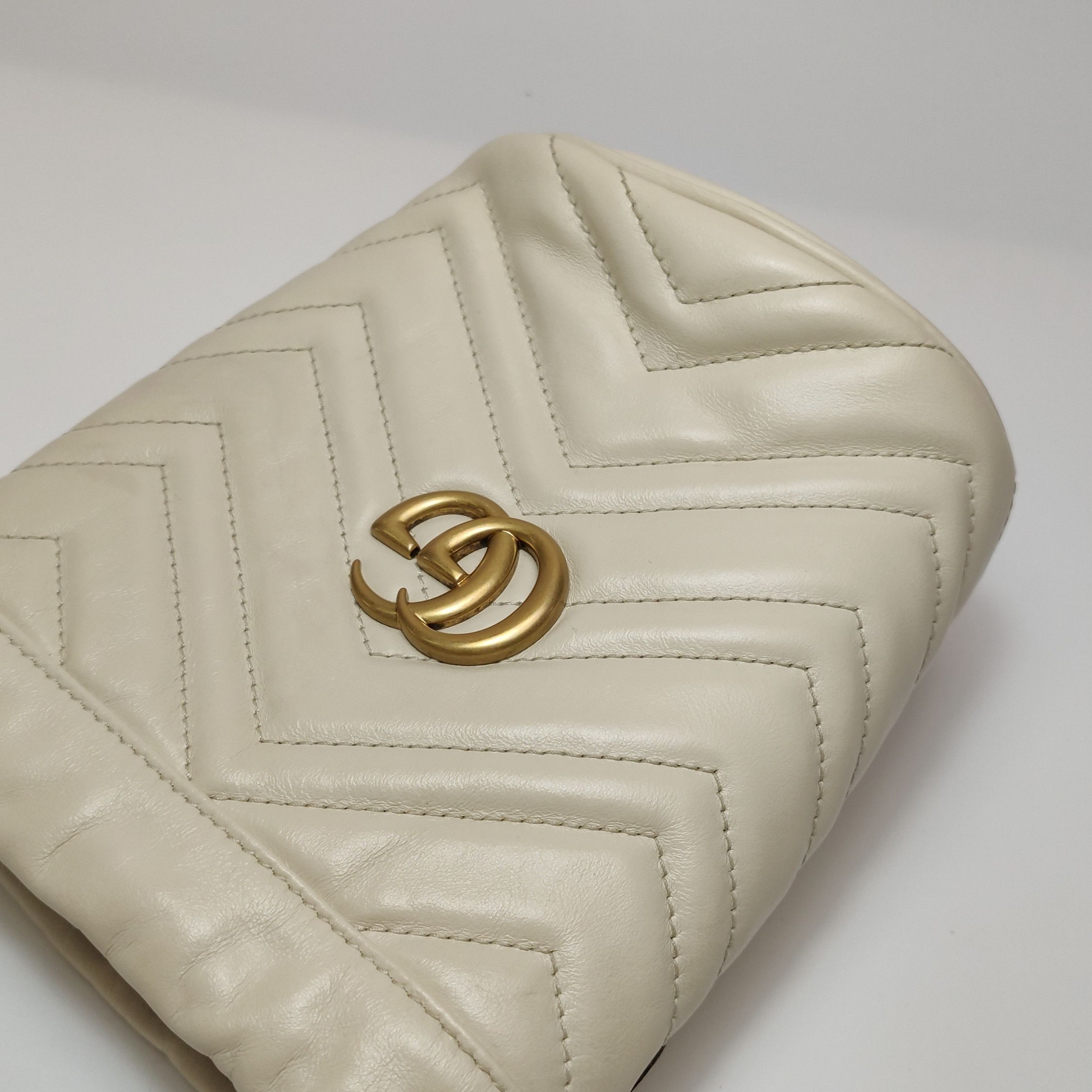 Gucci Gucci GG Marmont White Leather Mini Bucket Bag ONE SIZE Size ONE SIZE - 14 Thumbnail