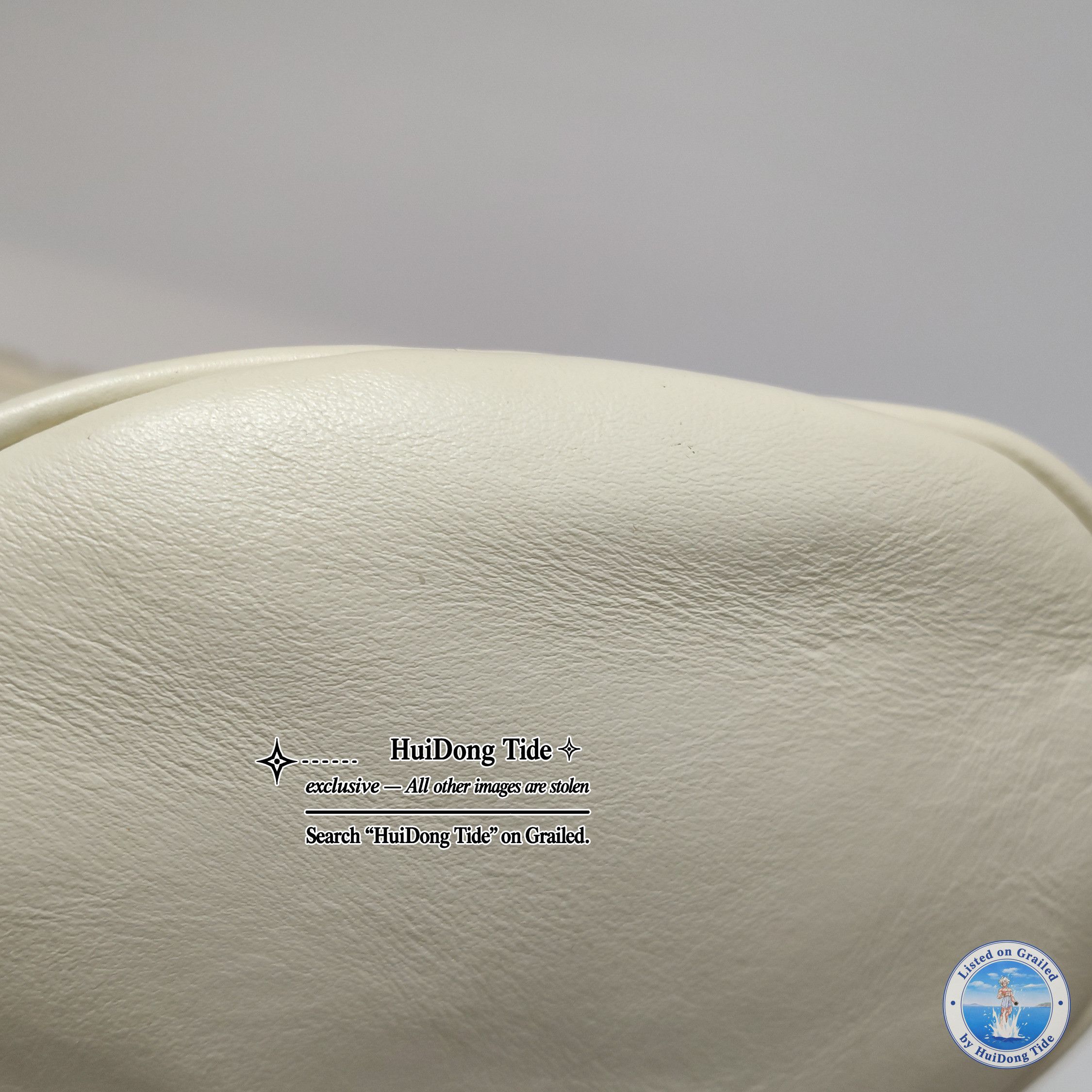 Gucci Gucci GG Marmont White Leather Mini Bucket Bag ONE SIZE Size ONE SIZE - 16 Thumbnail
