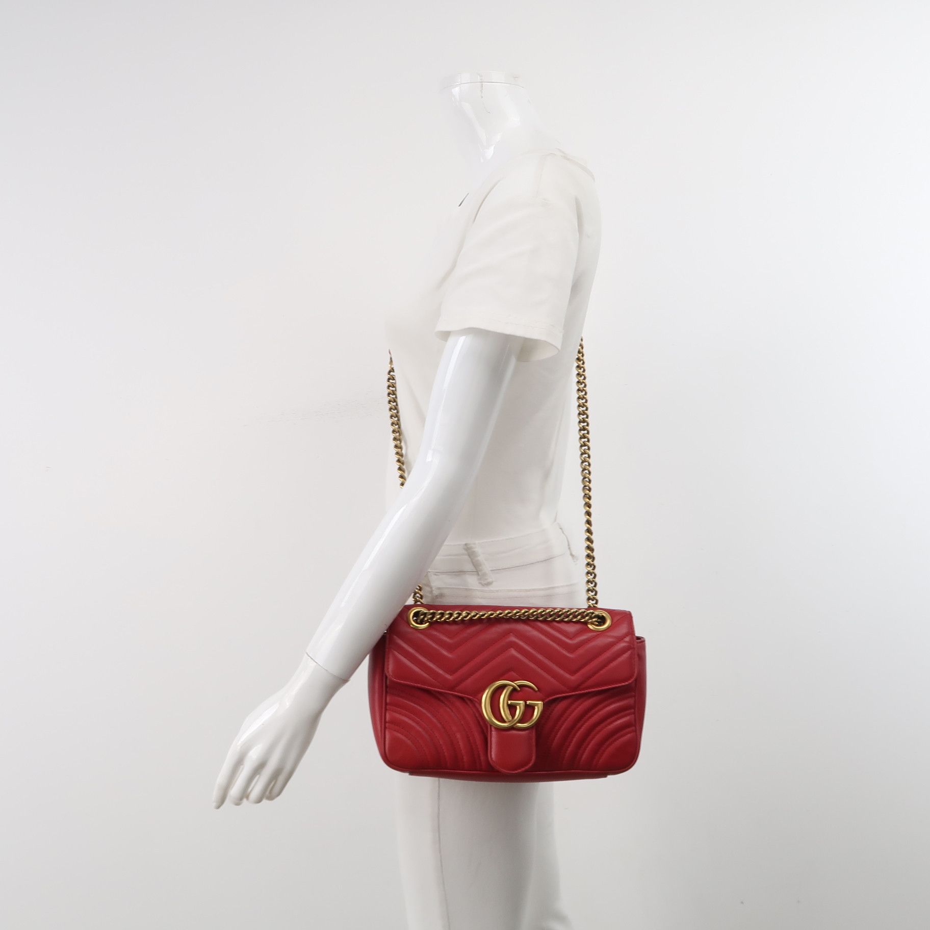 Gucci Gucci GG Marmont Red Leather Shoulder Bag Size ONE SIZE - 2 Thumbnail