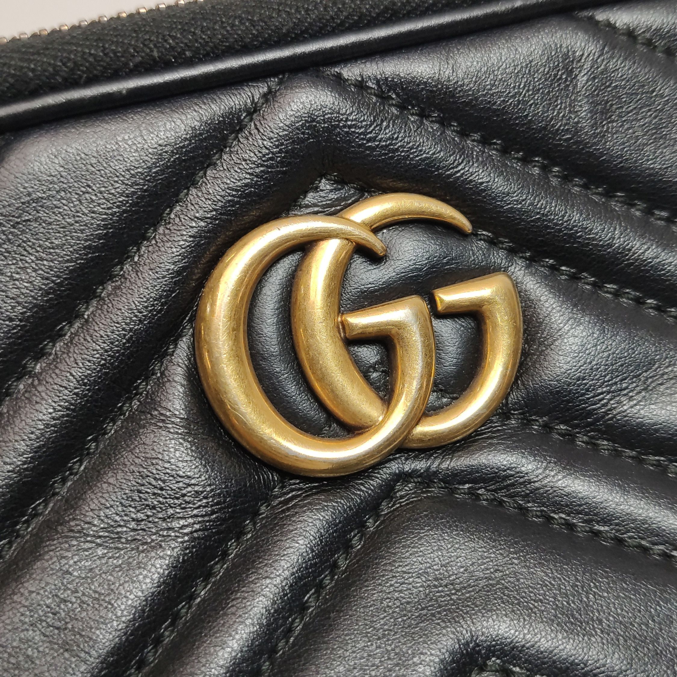 Gucci Gucci GG Marmont V-Quilted Leather Shoulder Bag ONE SIZE Size ONE SIZE - 15 Thumbnail