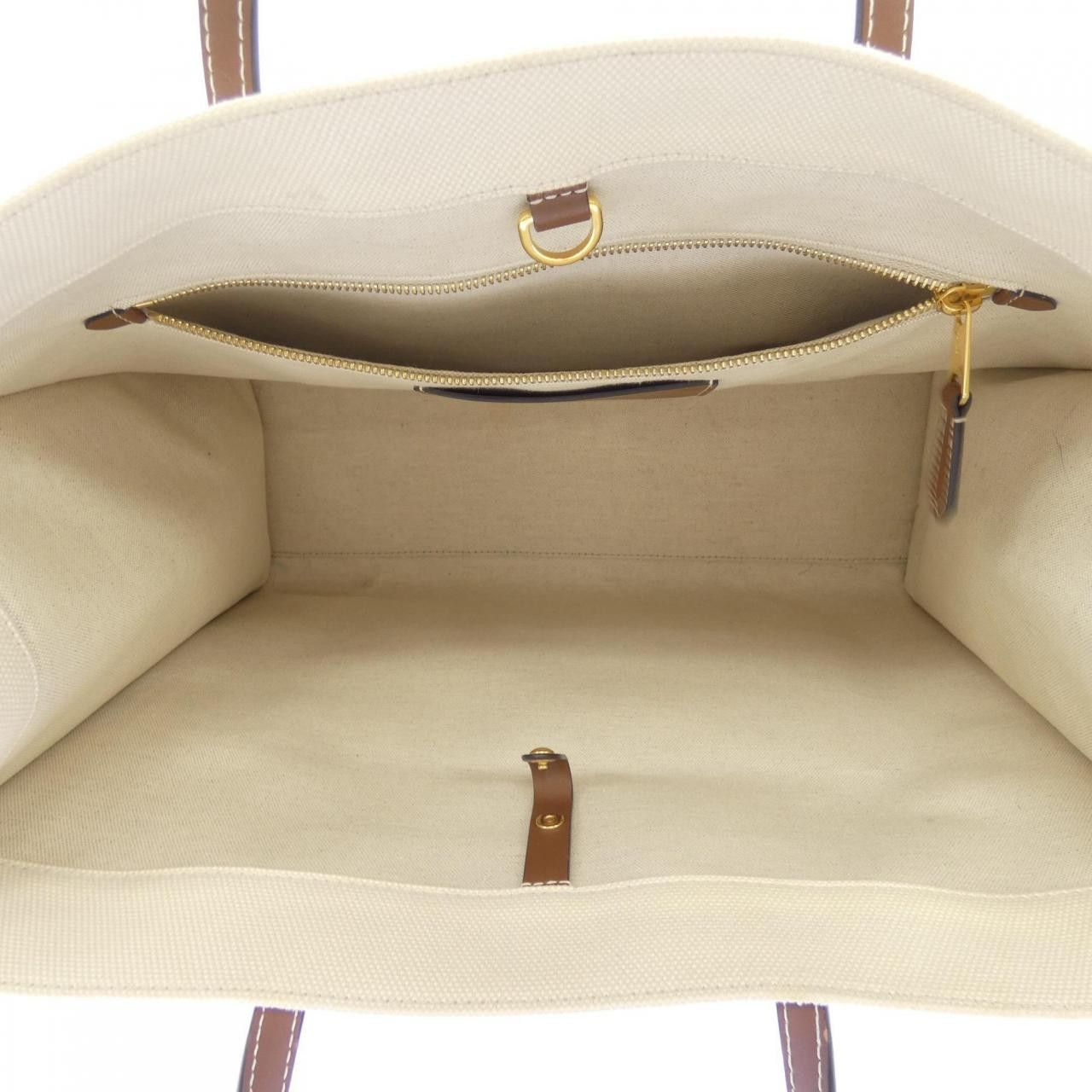 Burberry Burberry Burberry Tote Bag Others Tote Bag 80441291 DUTY FREE for USA Size ONE SIZE - 6 Thumbnail