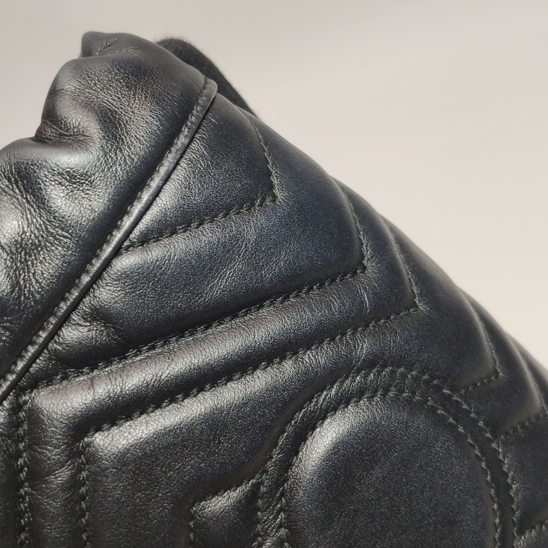 Gucci Gucci GG Marmont Black Leather Bucket Bag One Size Size ONE SIZE - 18 Thumbnail