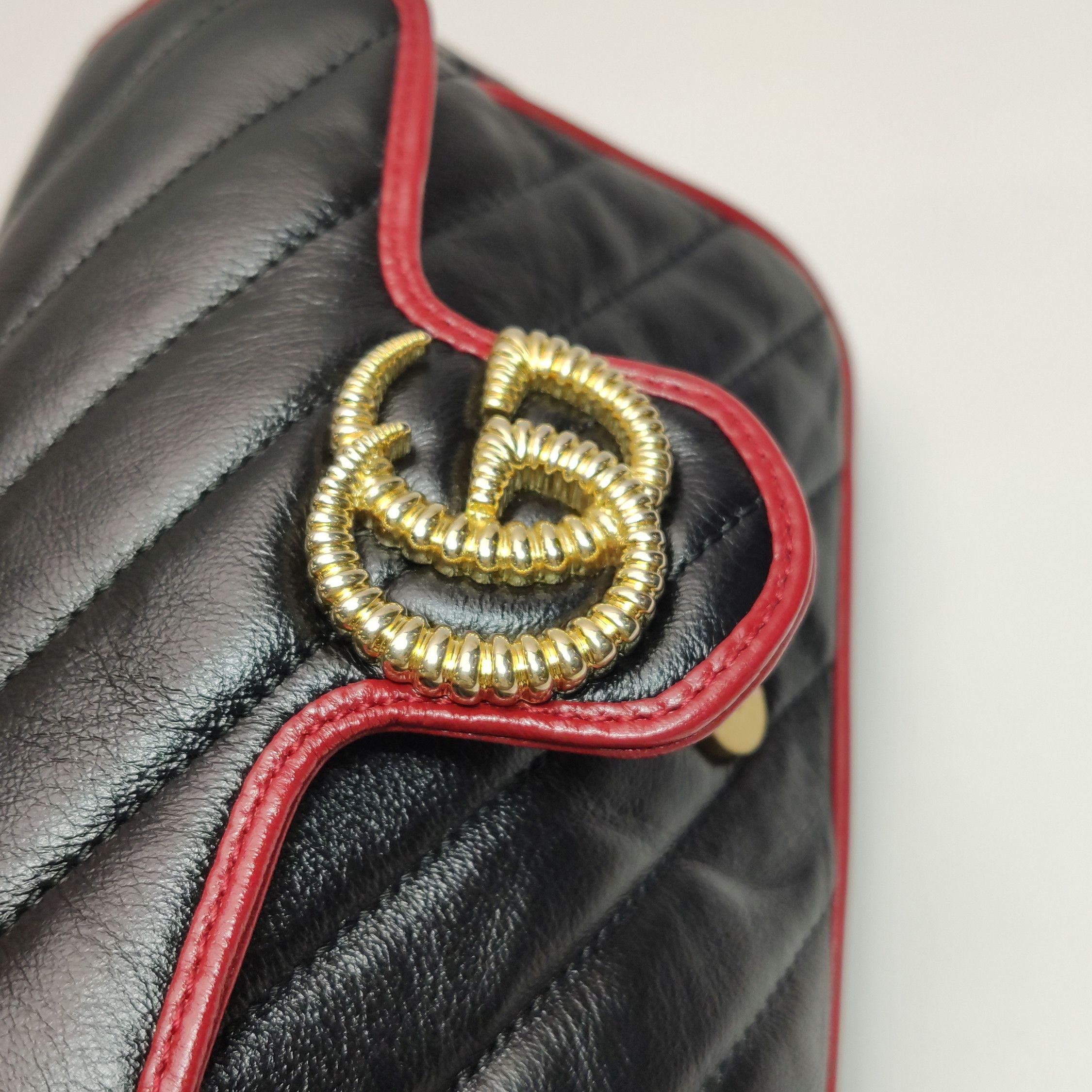 Gucci Gucci GG Marmont Super Mini Leather Crossbody Bag Size ONE SIZE - 15 Thumbnail