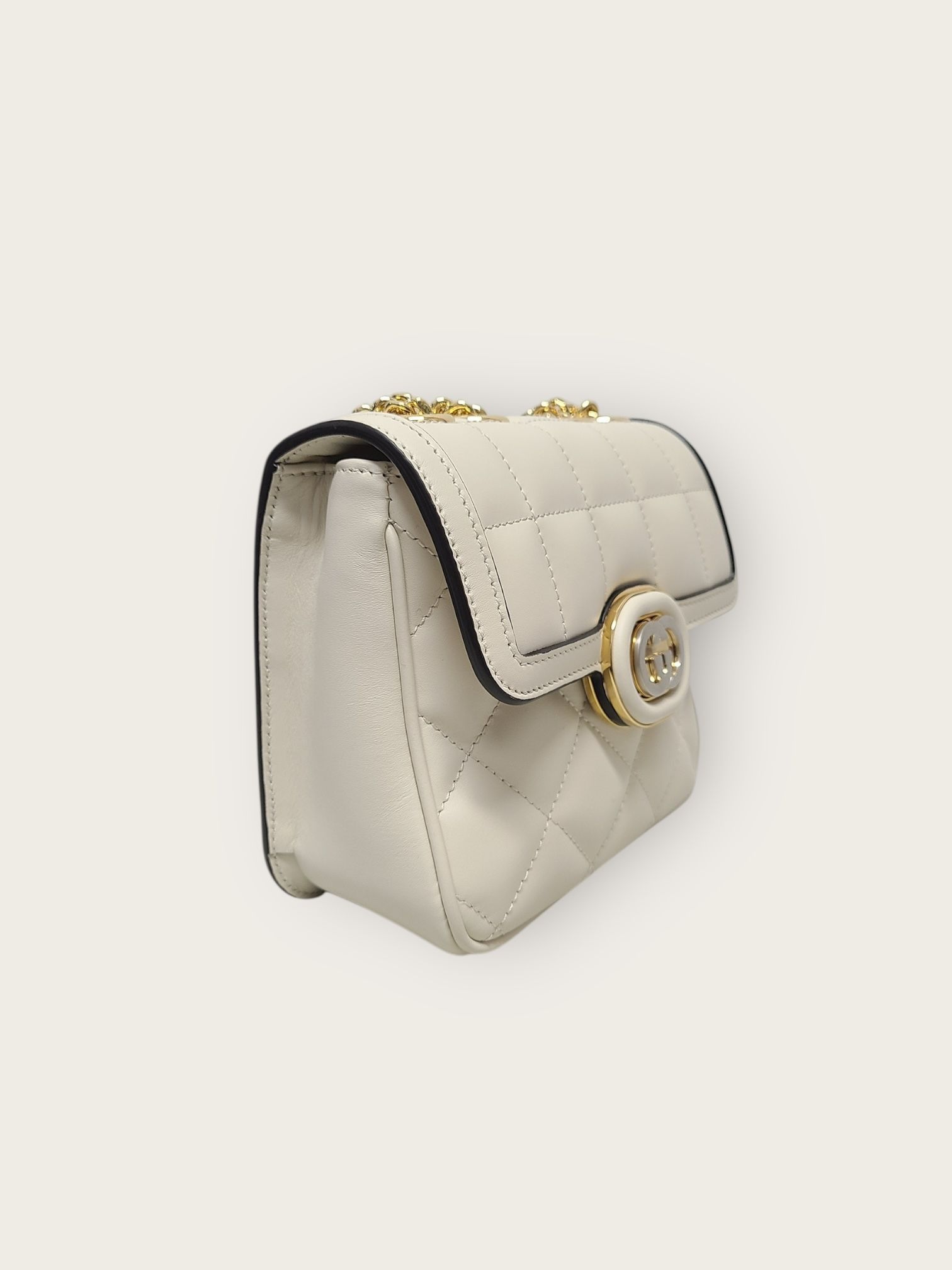 Gucci White Quilted Leather Interlocking Decor Mini Shoulder Bag Size ONE SIZE - 4 Thumbnail