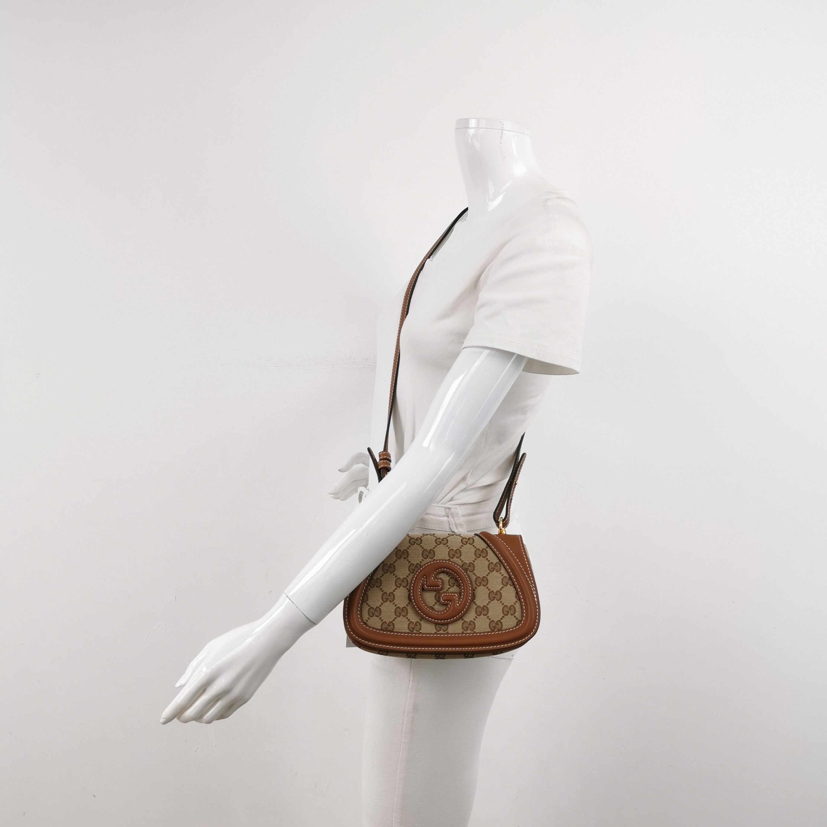 Gucci Gucci Blondie Mini GG Canvas Shoulder Bag Size ONE SIZE Size ONE SIZE - 2 Thumbnail