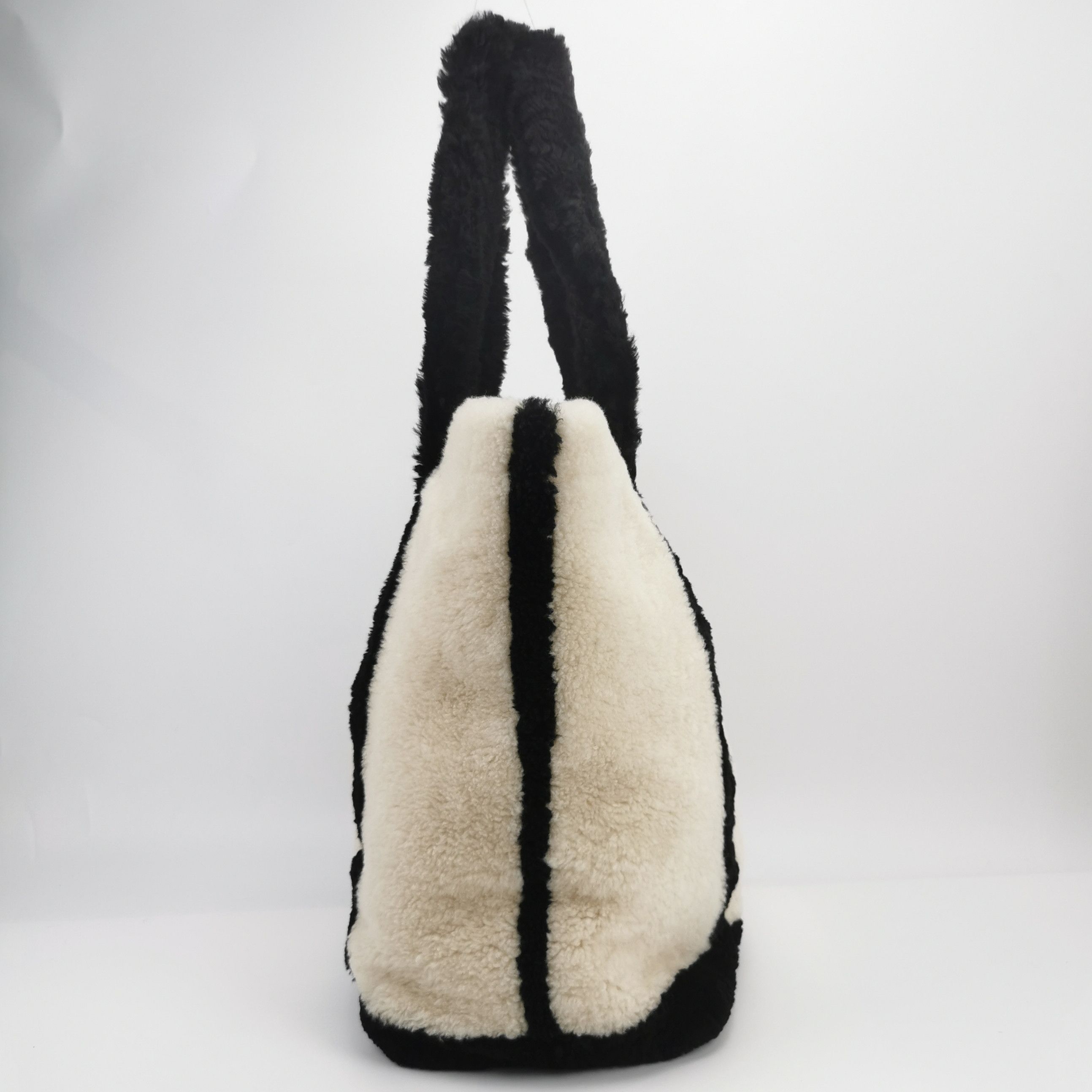 Gucci Gucci Shearling Interlocking G Tote Bag Size ONE SIZE - 4 Thumbnail