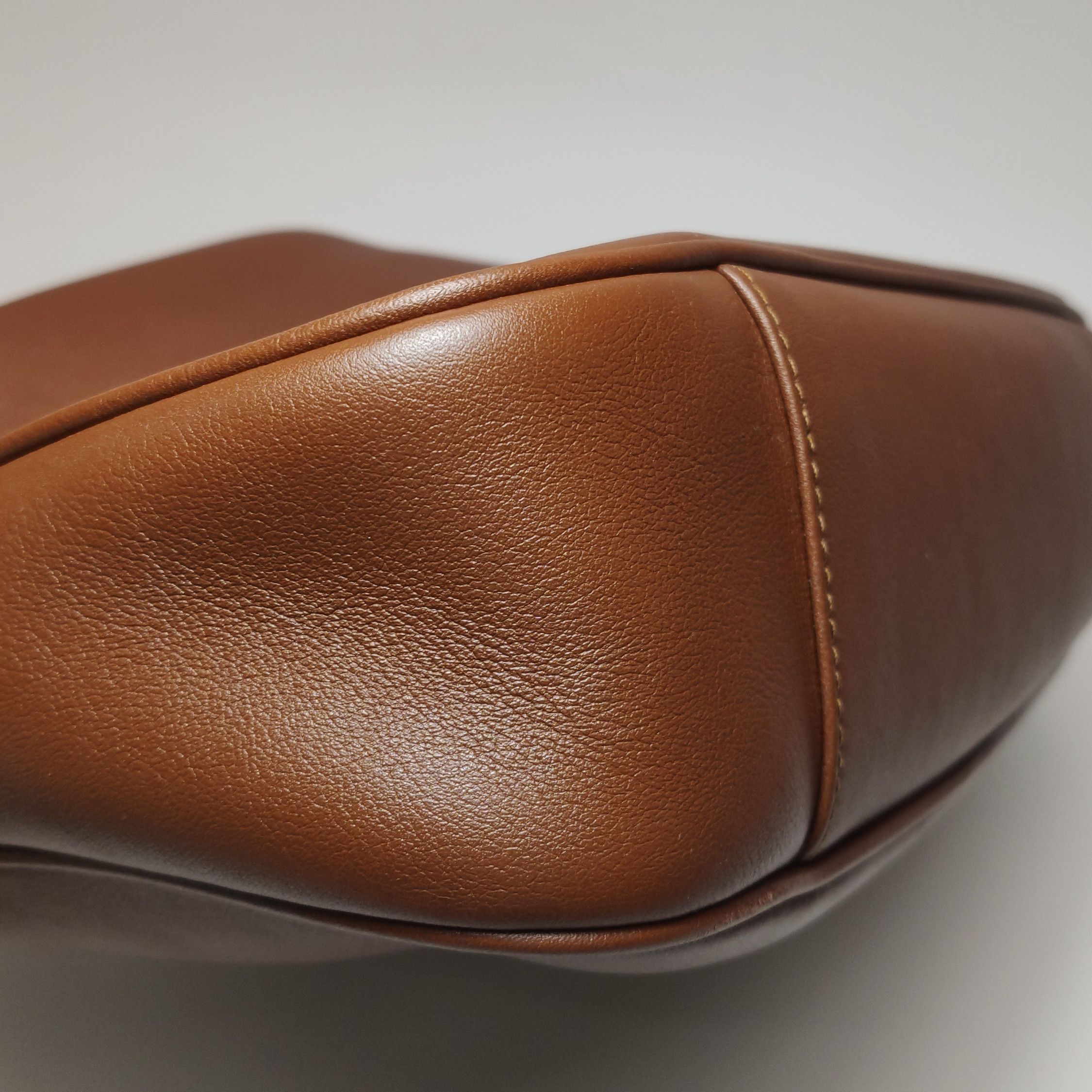 Gucci Gucci Diana Bamboo Handle Brown Leather Bag Size ONE SIZE - 19 Thumbnail