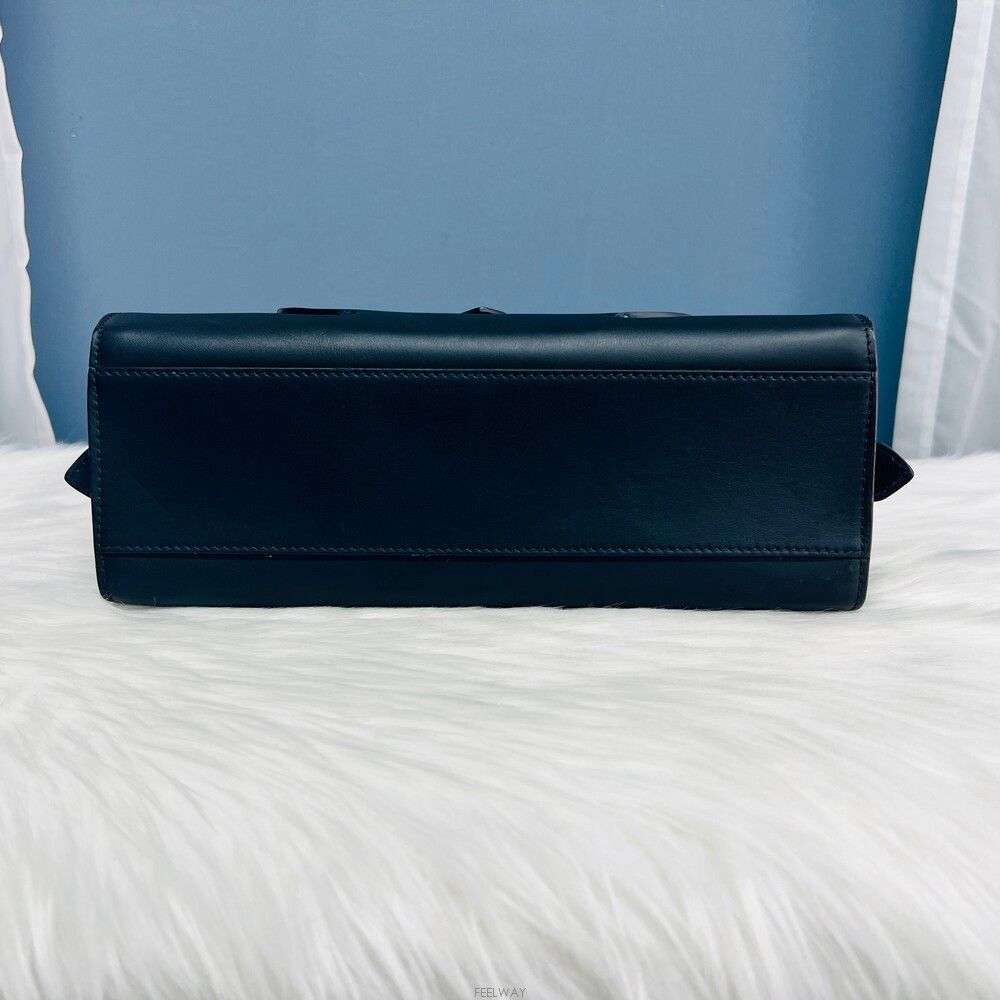 Tom Ford Tom Ford Monogram Top Handle Tote Bag Shoulder Bag Size ONE SIZE - 4 Thumbnail