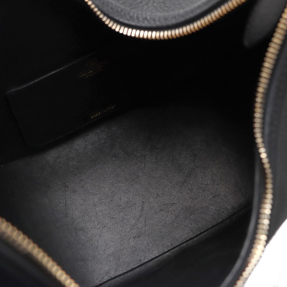 Valentino Valentino Logo Small Hobo Tote Bag and Shoulder Bag Size ONE SIZE - 7 Thumbnail