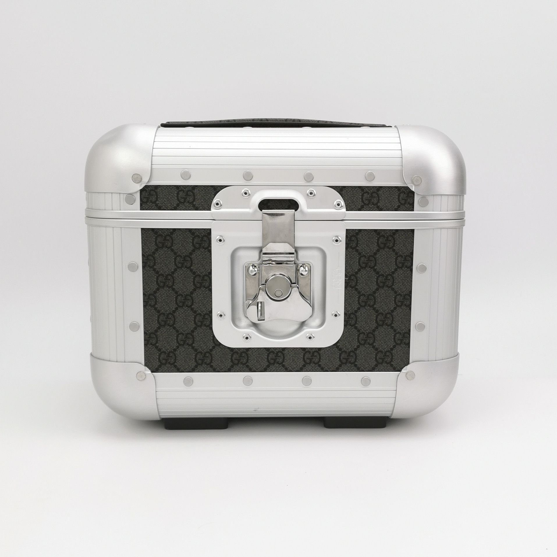 Gucci Gucci x FPM Milano GG Supreme Travel Case Size ONE SIZE - 8 Thumbnail