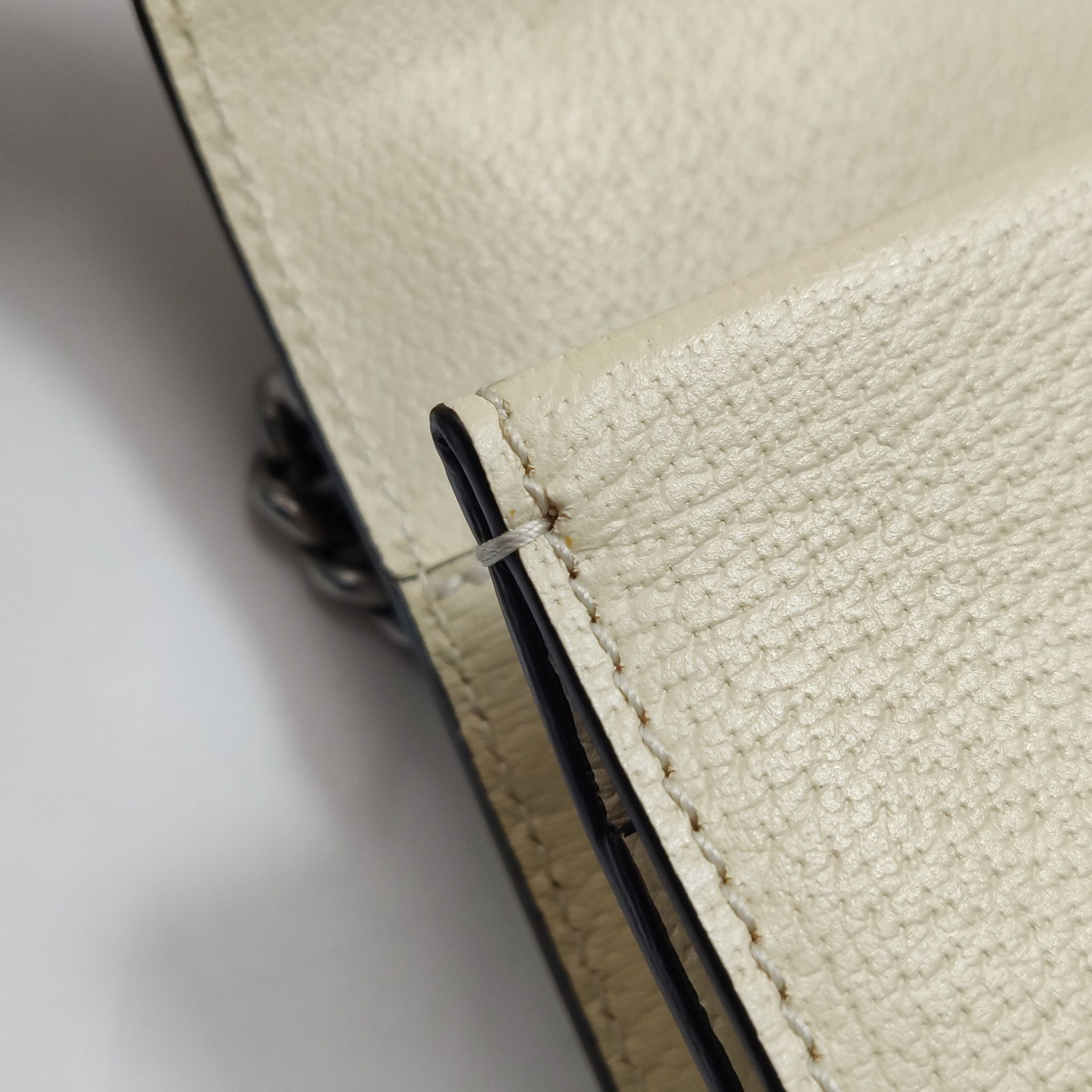 Gucci Gucci Dionysus Mini Leather Shoulder Bag White Size ONE SIZE - 20 Thumbnail