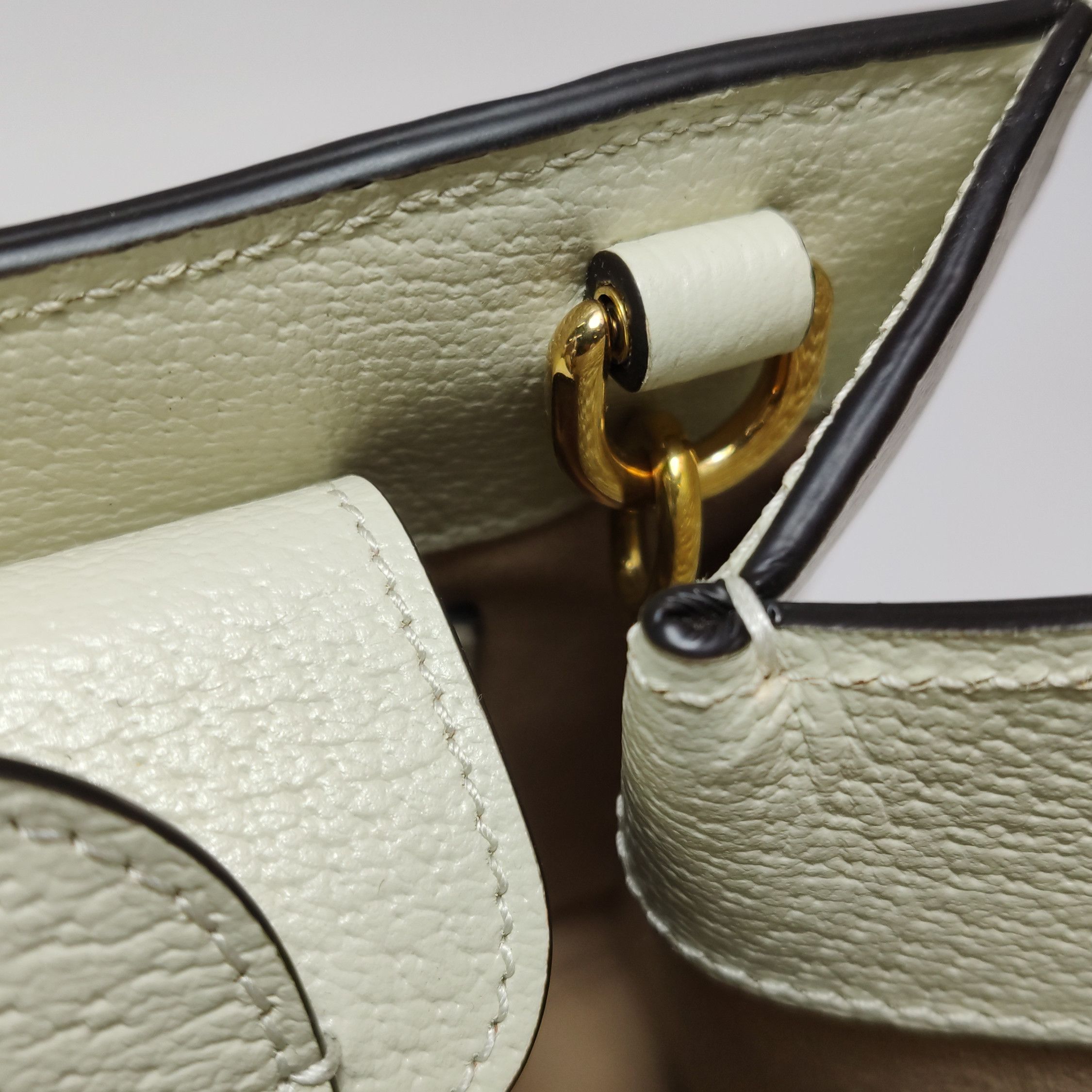 Gucci Gucci Diana Small Bamboo Handle Leather Bag Size ONE SIZE - 11 Thumbnail