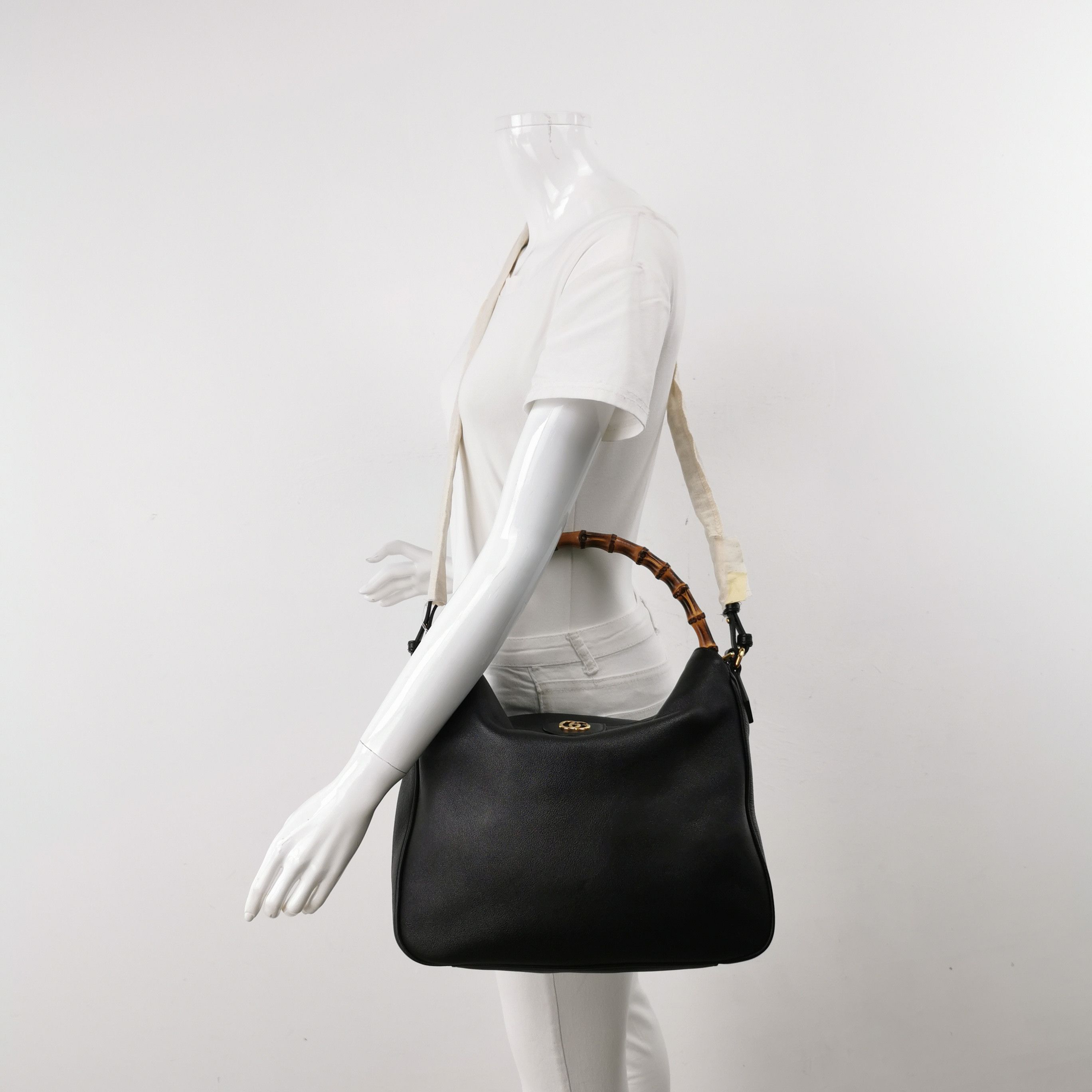 Gucci Gucci Diana Medium Leather Bamboo Handle Bag One Size Size ONE SIZE - 2 Thumbnail