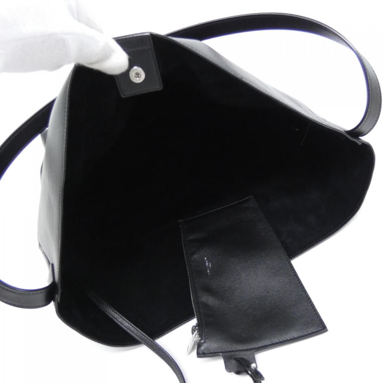 Yves Saint Laurent Yves Saint Laurent Saint Laurent Bold Hobo Calf Shoulder Bag Leather Shoulder Bag 819623AADTX DUTY FREE for USA Size ONE SIZE - 8 Thumbnail