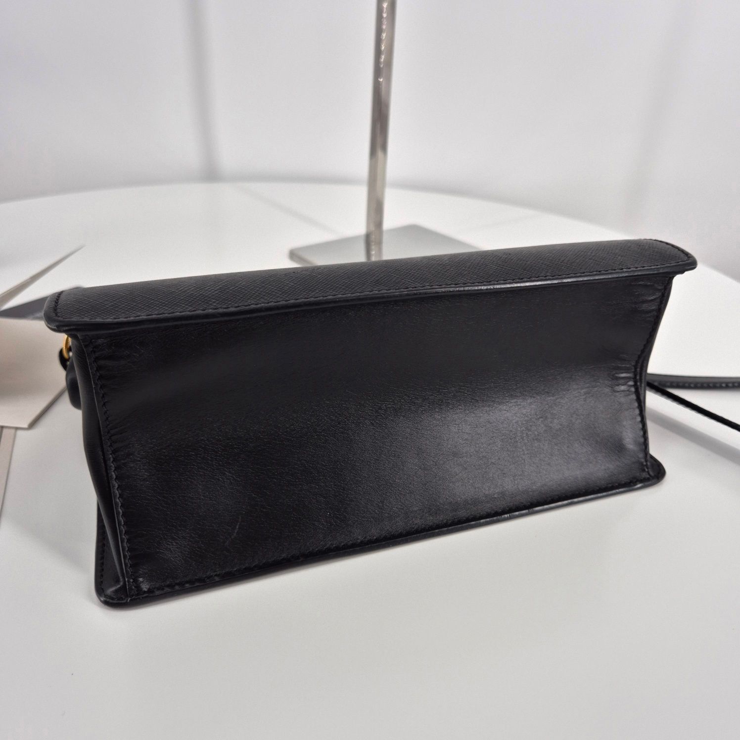 Prada Saffiano Light Frame Crossbody Bag Black Size ONE SIZE - 7 Thumbnail
