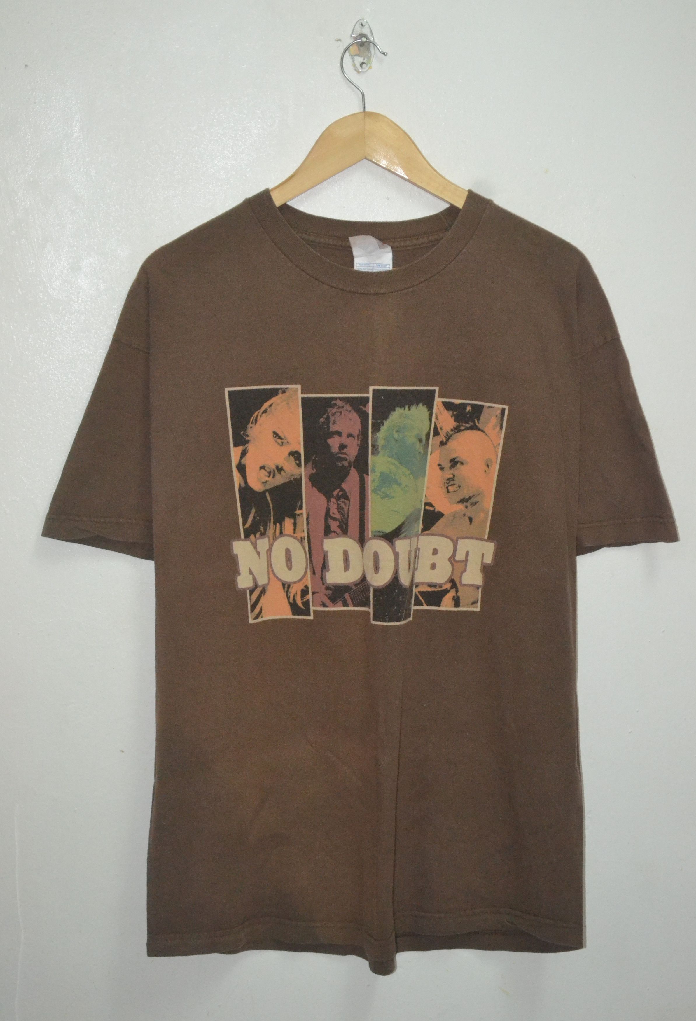 Rock T Shirt VINTAGE NO DOUBT GWEN STEFANI US TOUR 2004 SHIRT 