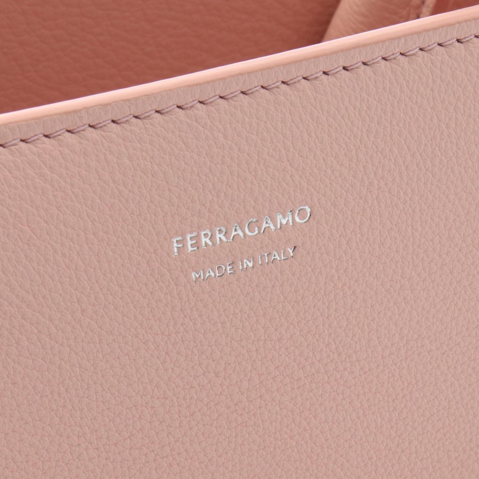 Salvatore Ferragamo Salvatore Ferragamo HUG Small 2-Way Handbag, Leather, Women's, Pink, 215608 Size ONE SIZE - 4 Thumbnail