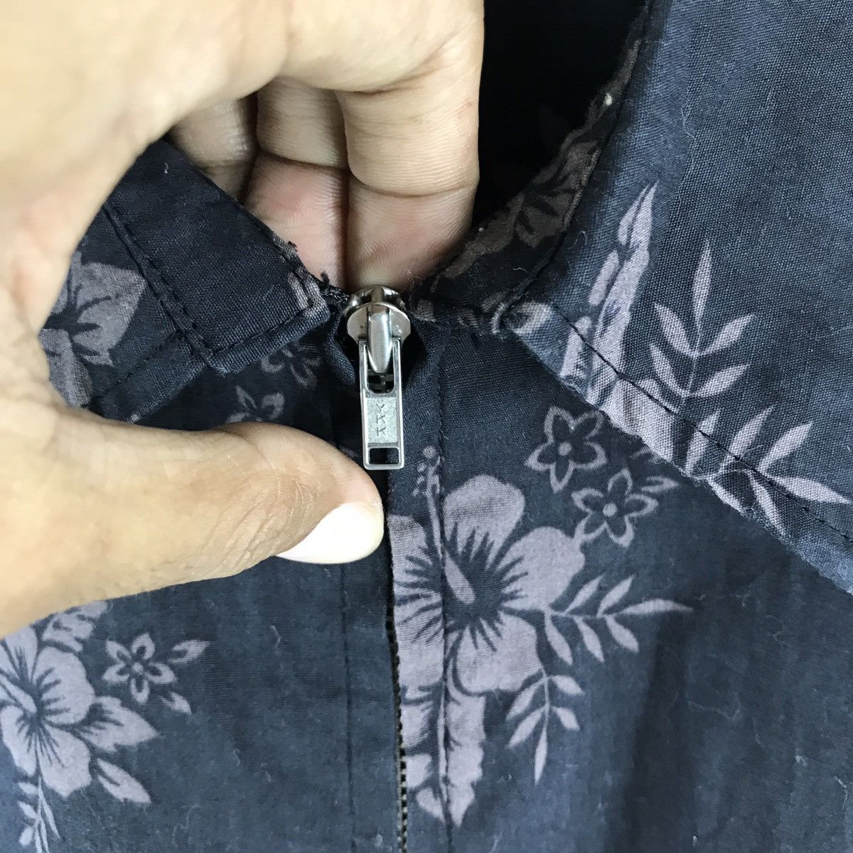 Japanese Brand LIEBCHEN CASUAL WEAR NICE FLOWER DESIGN ZIPPER SHIRT Size US XXL / EU 58 / 5 - 7 Thumbnail