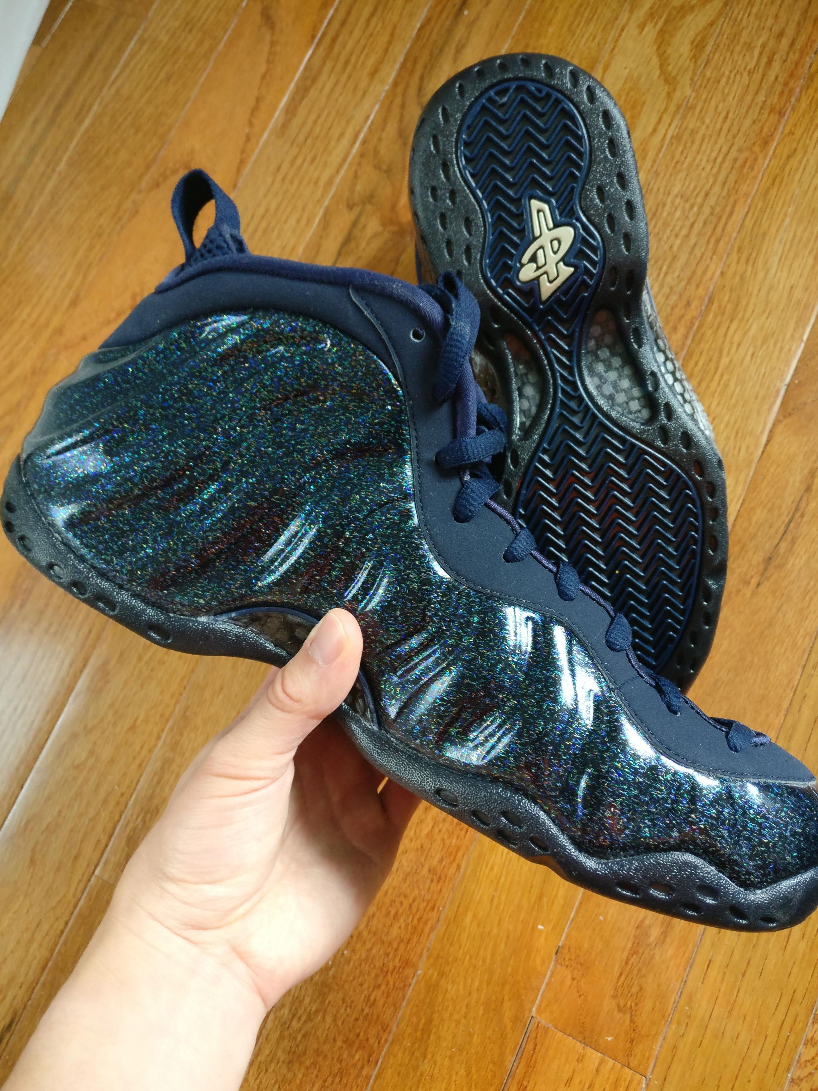 glitter foamposites