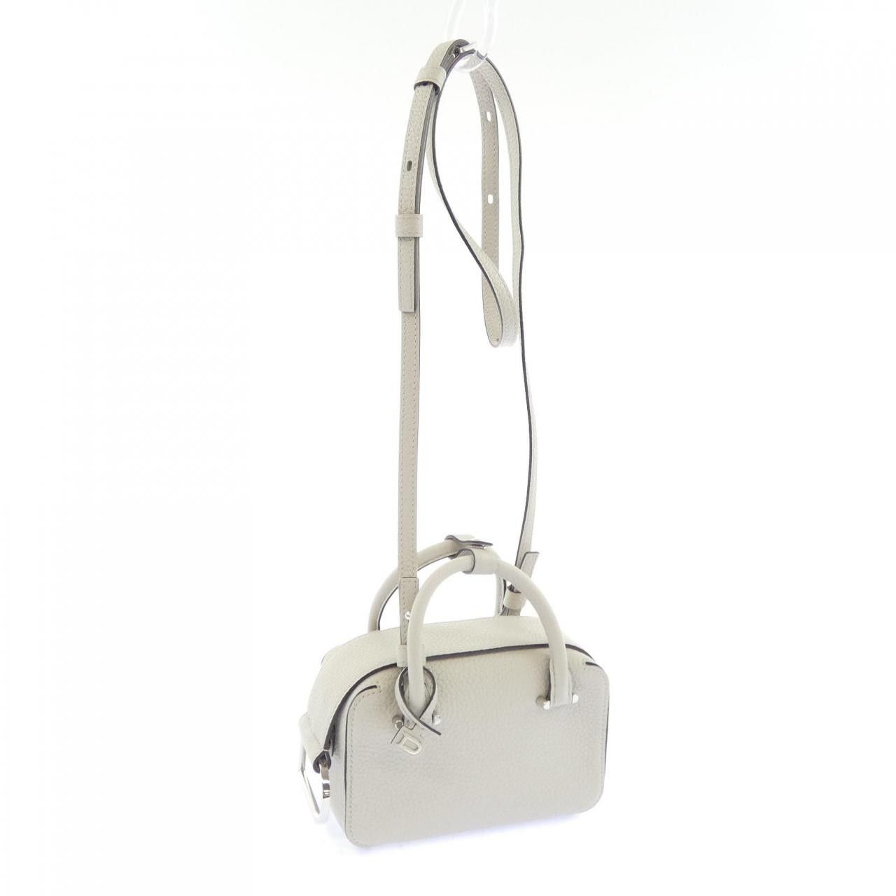 Delvaux Delvaux Delvaux Cool Box Leather Bag Leather Crossbody Bag COOL DUTY FREE for USA Size ONE SIZE - 2 Thumbnail