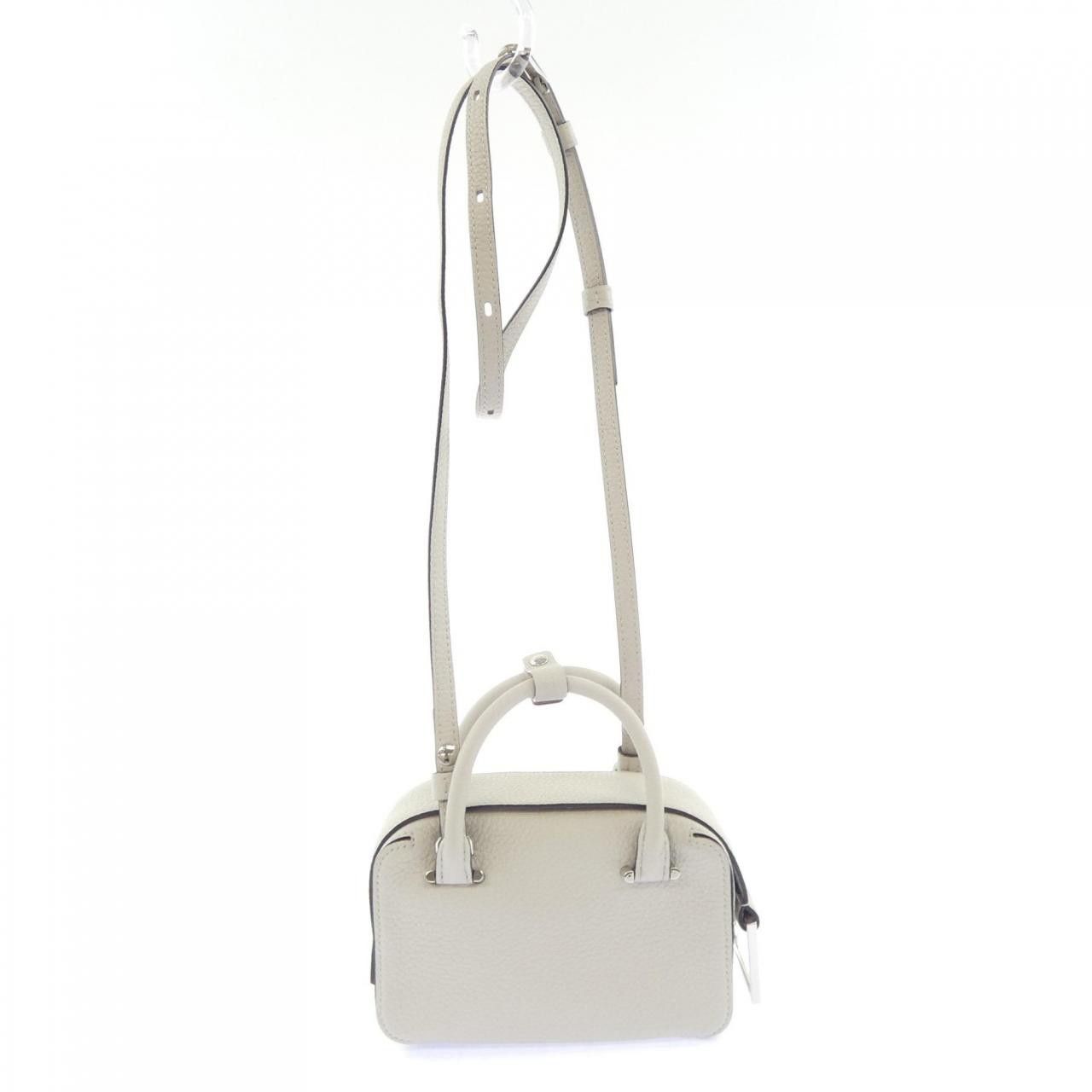 Delvaux Delvaux Delvaux Cool Box Leather Bag Leather Crossbody Bag COOL DUTY FREE for USA Size ONE SIZE - 3 Thumbnail