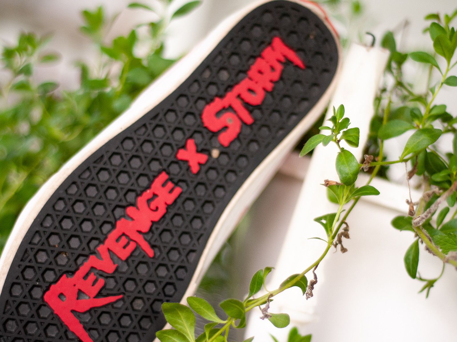 Other "Red Velcro" Revenge Storm Sneaker Size US 8 / EU 41 - 3 Thumbnail
