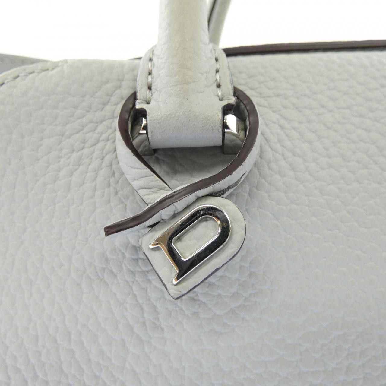 Delvaux Delvaux Delvaux COOL BOX ENLACED Taurillon Soft Bag Leather Handbag AA0670BXZ DUTY FREE for USA Size ONE SIZE - 5 Thumbnail
