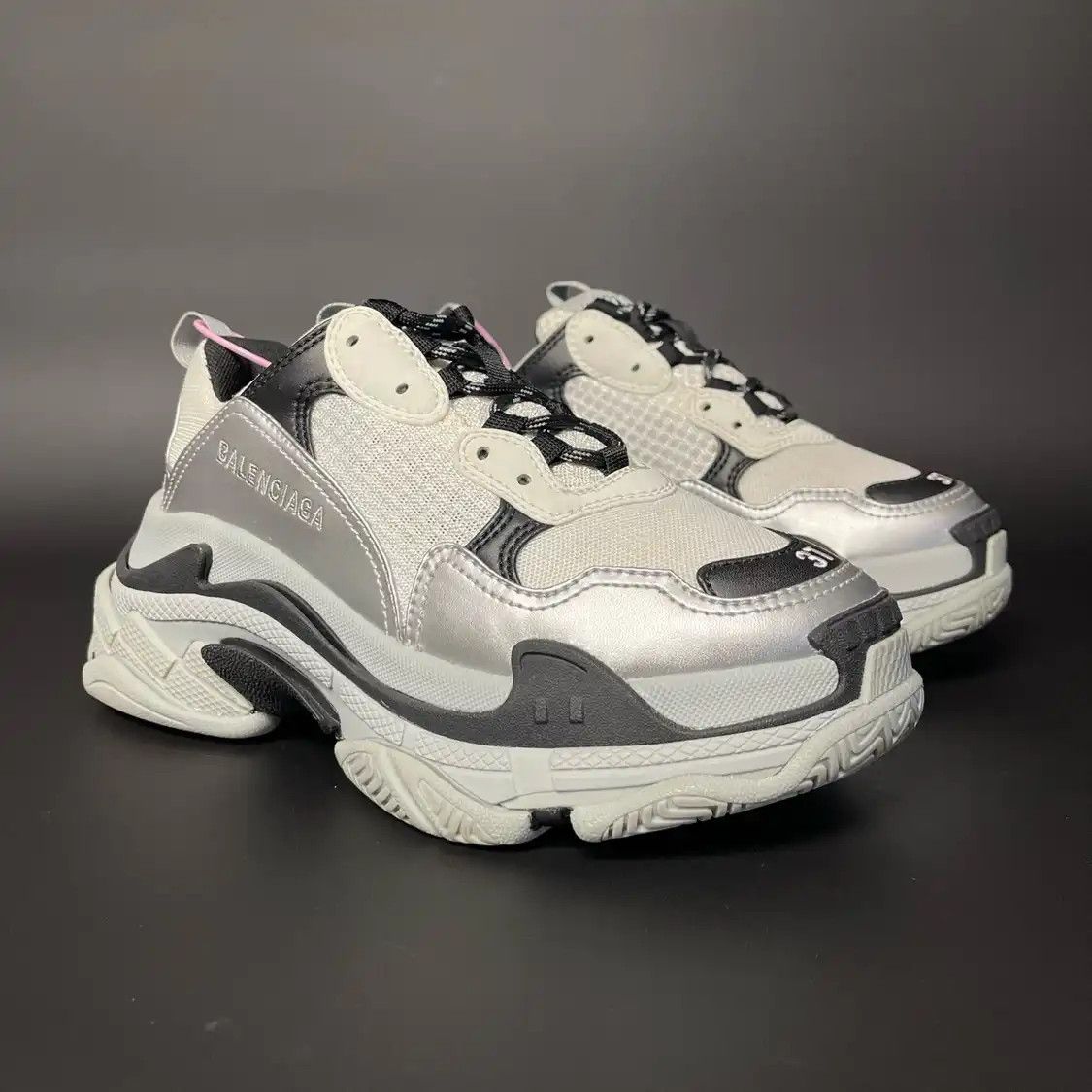 Balenciaga BALENCIAGA silver leather Women's casual sneakers 37 Size US 7 / IT 37 - 4 Thumbnail