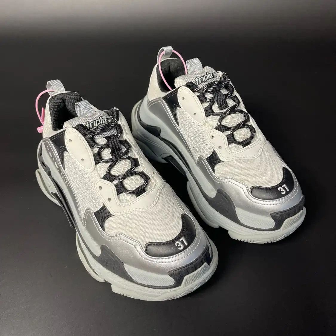 Balenciaga BALENCIAGA silver leather Women's casual sneakers 37 Size US 7 / IT 37 - 6 Thumbnail