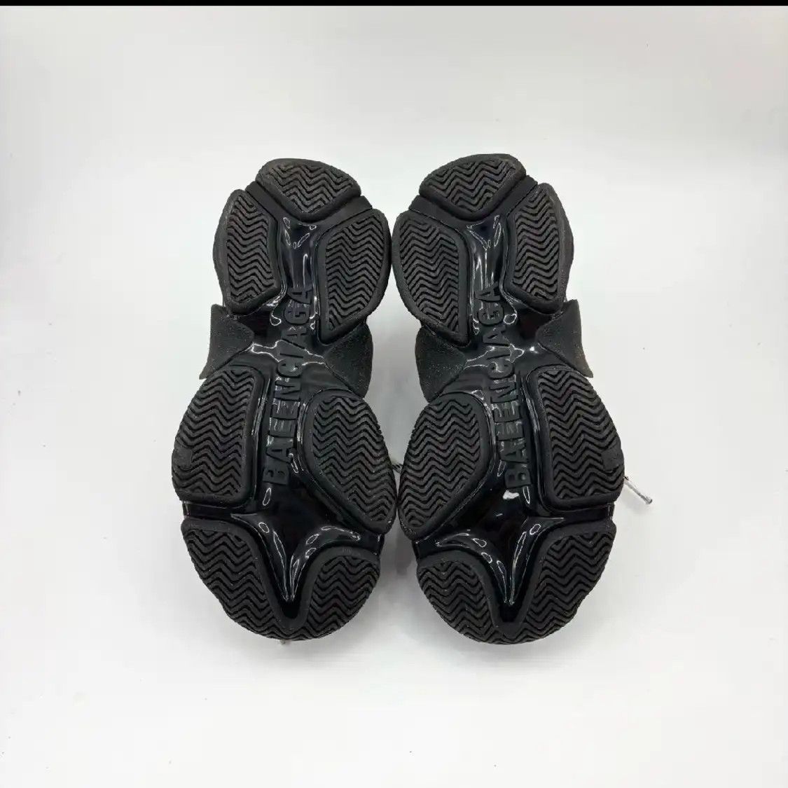 Balenciaga BALENCIAGA black leather Women's casual sneakers 37 Size US 7 / IT 37 - 3 Thumbnail