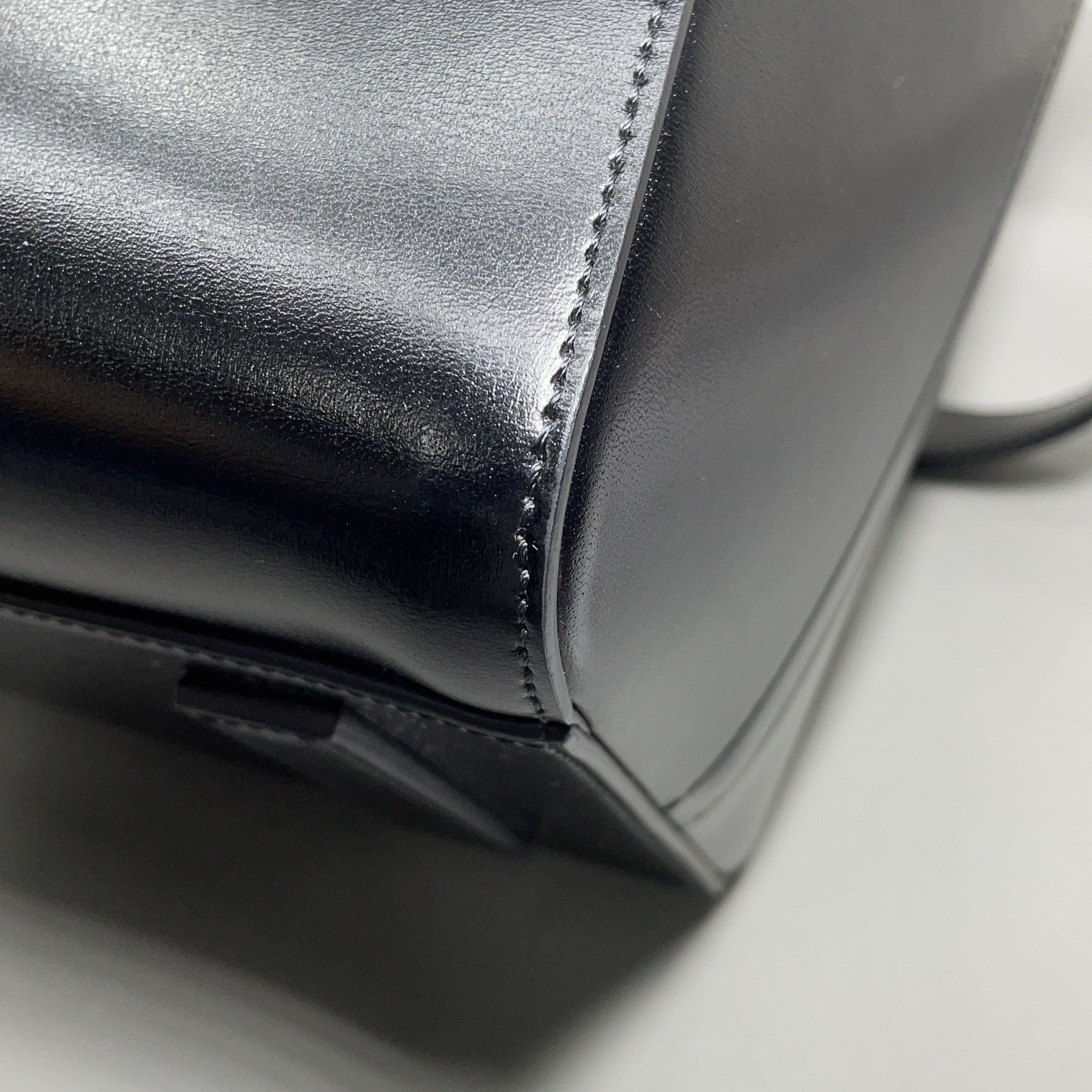 Givenchy Givenchy Antigona Black Leather Handbag Size ONE SIZE - 6 Thumbnail
