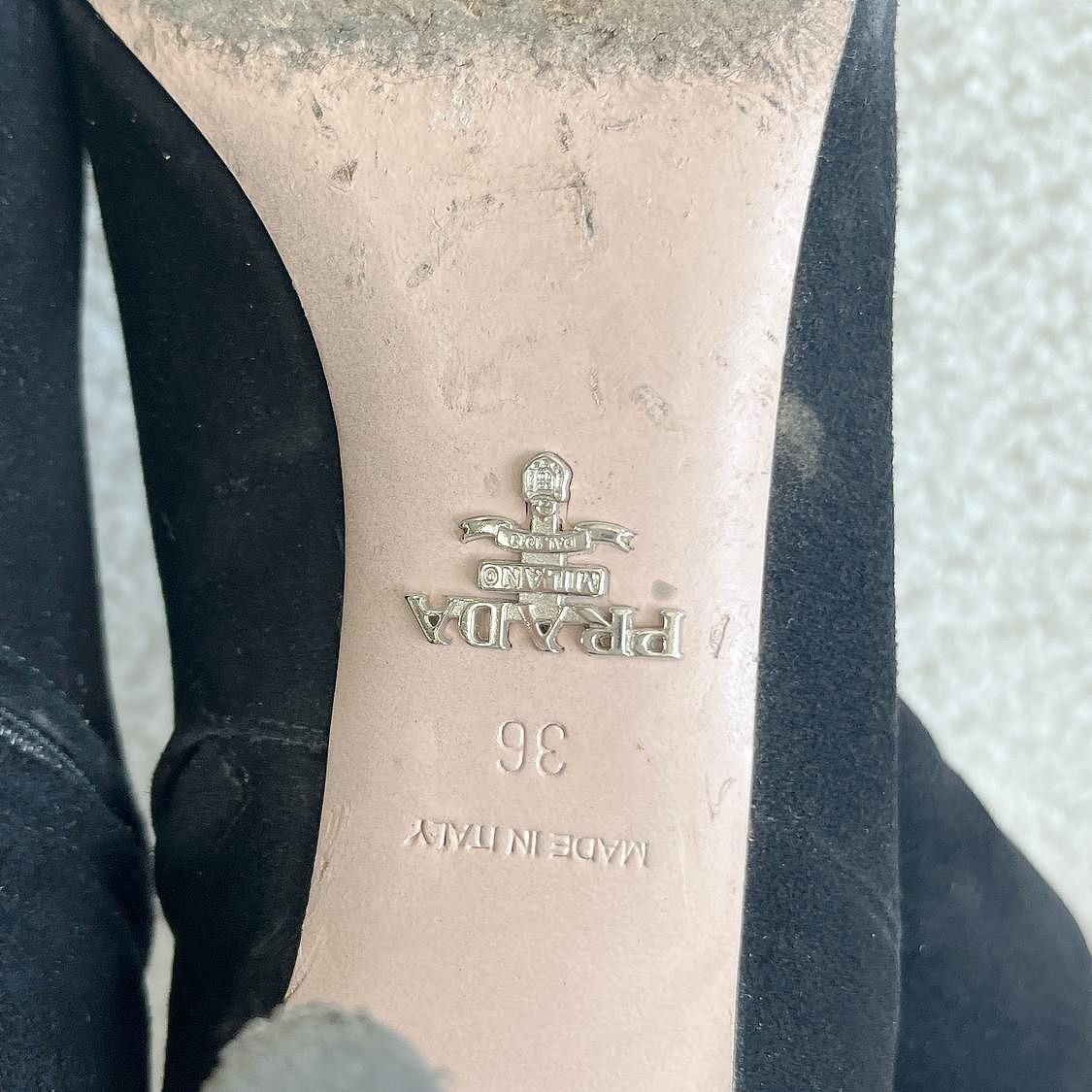 Prada Prada Suede Pointed Toe Kitten Heel Boots Size 36 Size US 6 / IT 36 - 6 Thumbnail