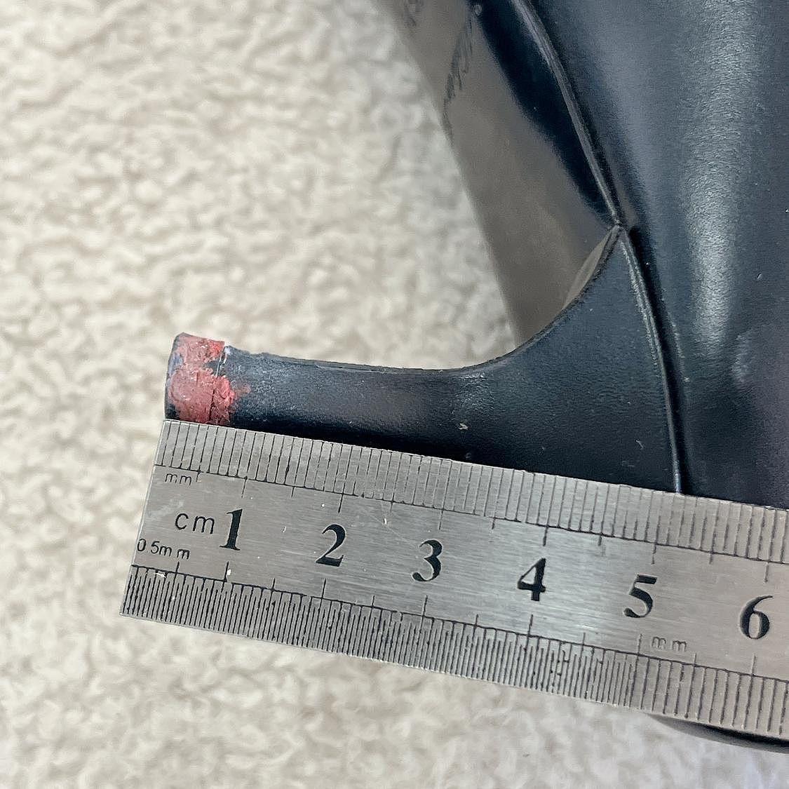 Louis Vuitton Louis Vuitton Black Leather Kitten Heel Ankle Boots 36.5 Size US 6.5 / IT 36.5 - 10 Thumbnail