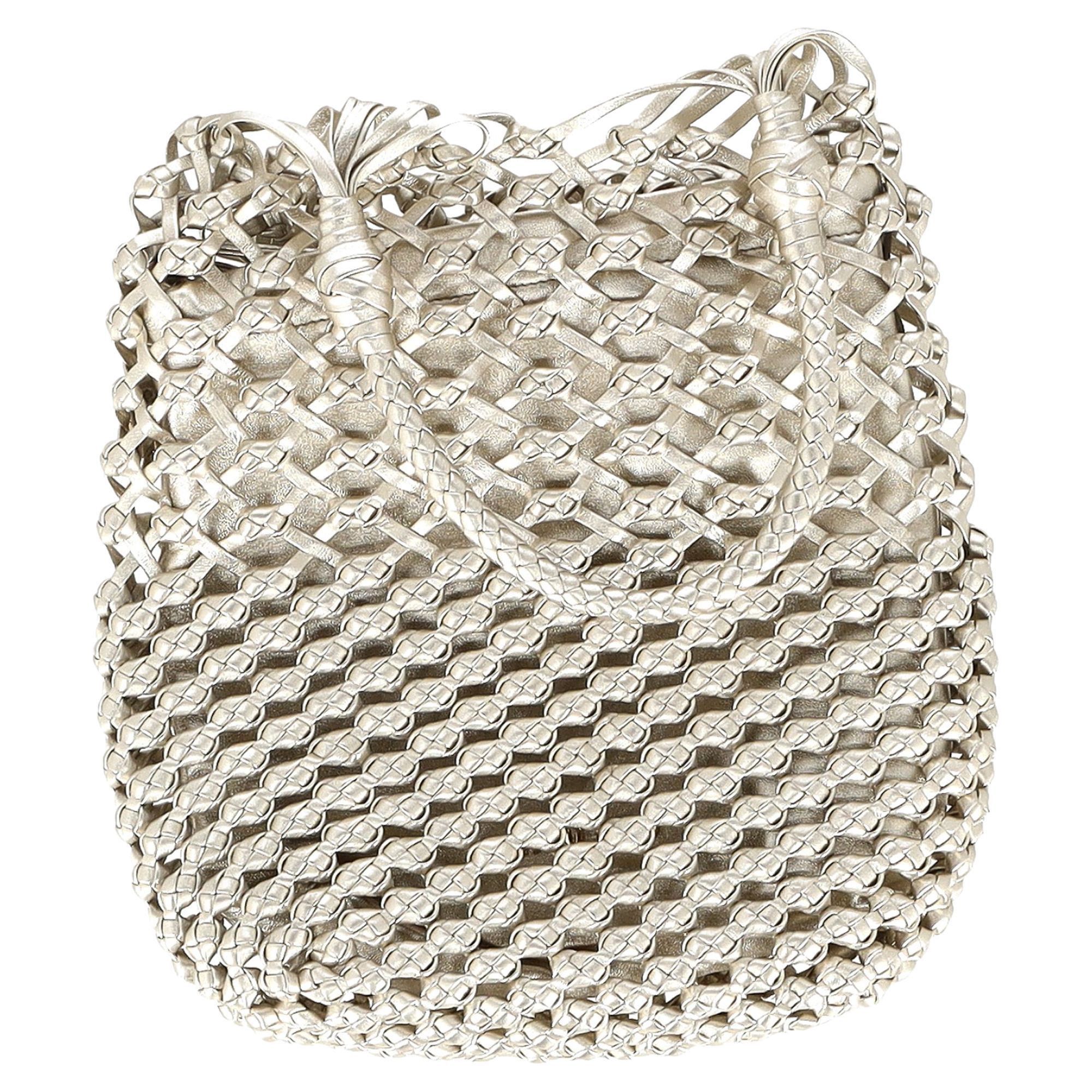 Miu Miu Miu Miu Weave Effect Tote Bag in Silver Leather Size ONE SIZE - 2 Thumbnail
