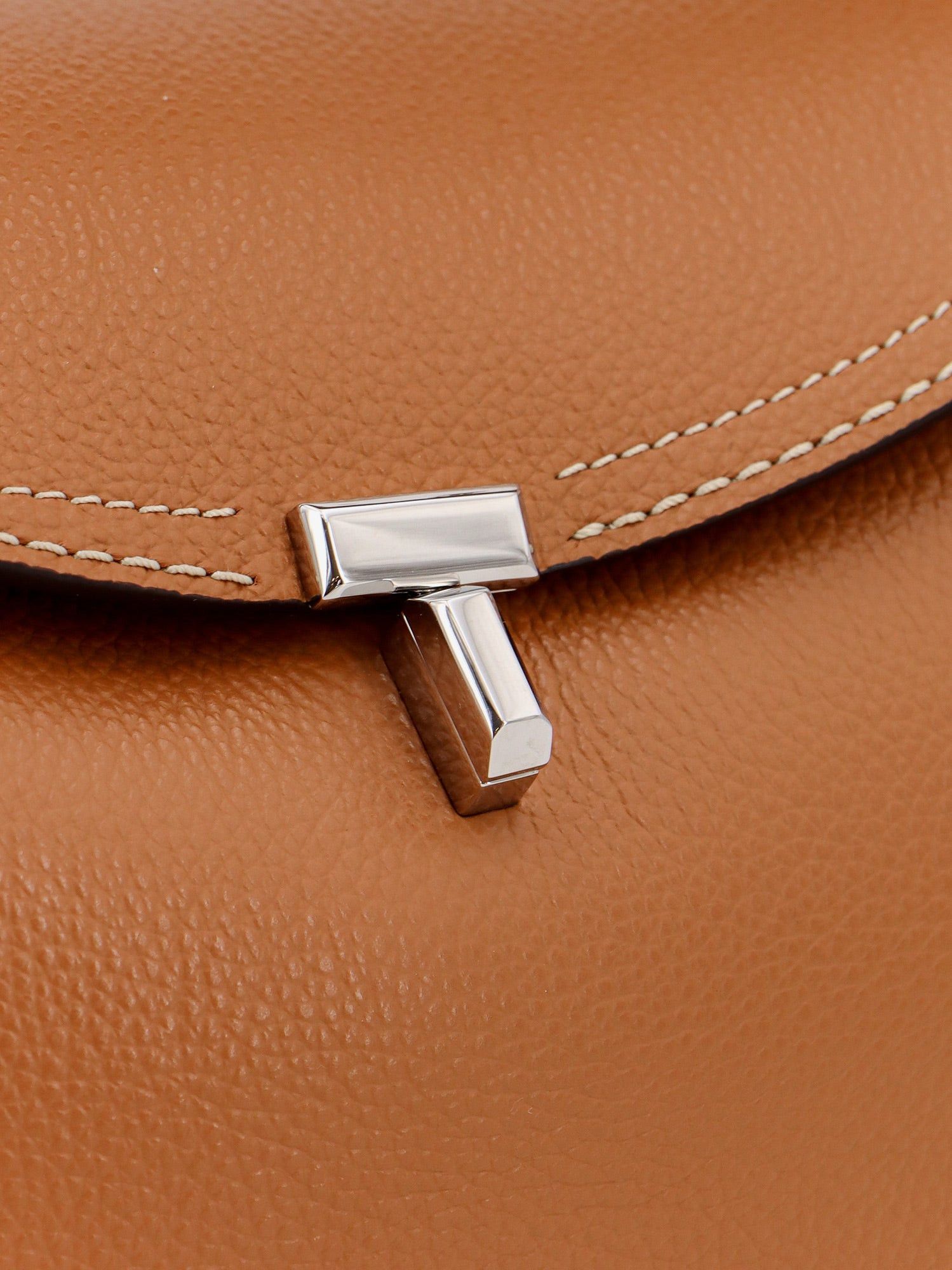 Toteme T-Lock Hammered Leather Handbag Size ONE SIZE - 5 Thumbnail