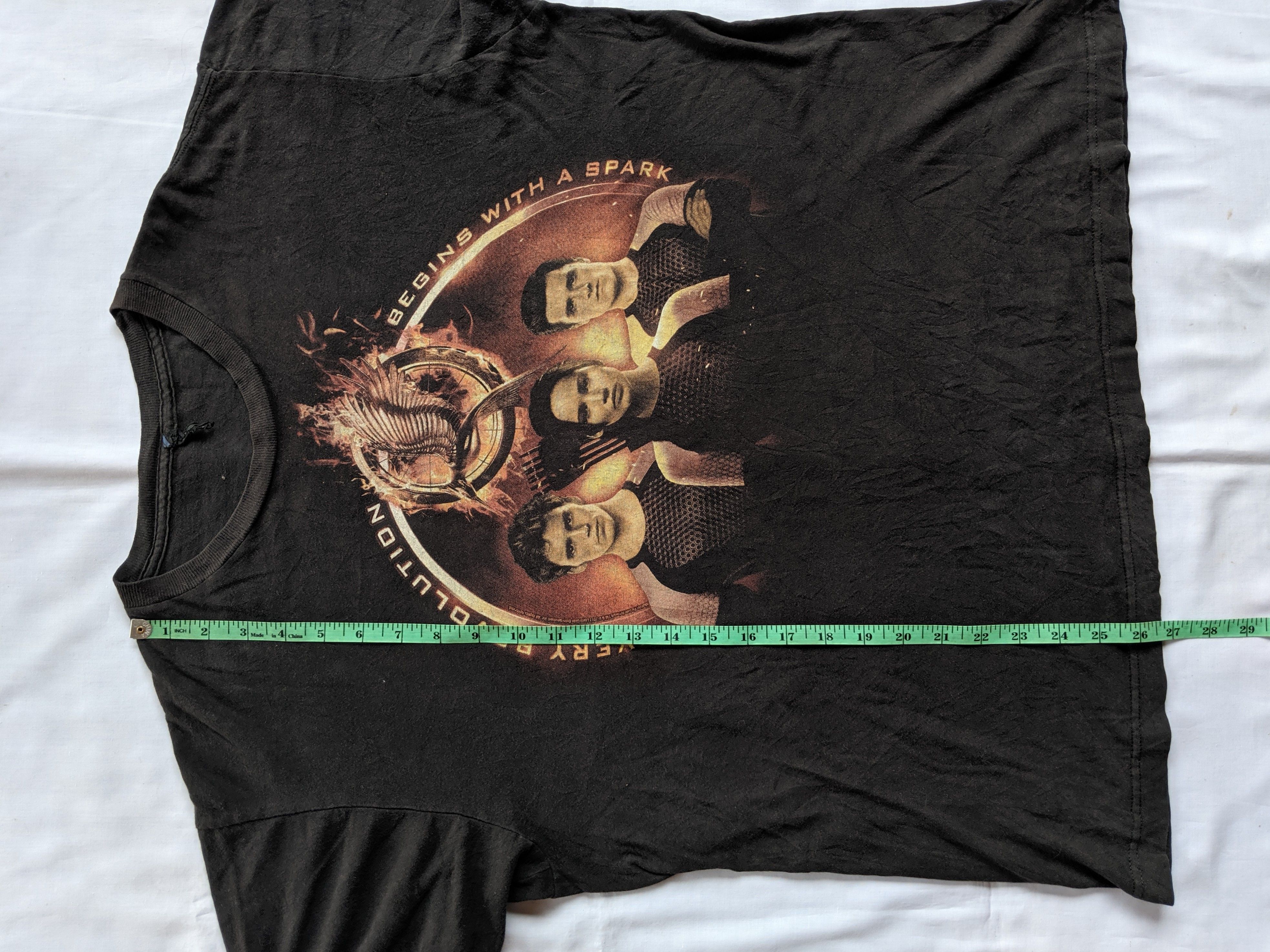 Rare fullprint movie sci fi/fantasy The Hunger Game every revolution begin with a spark