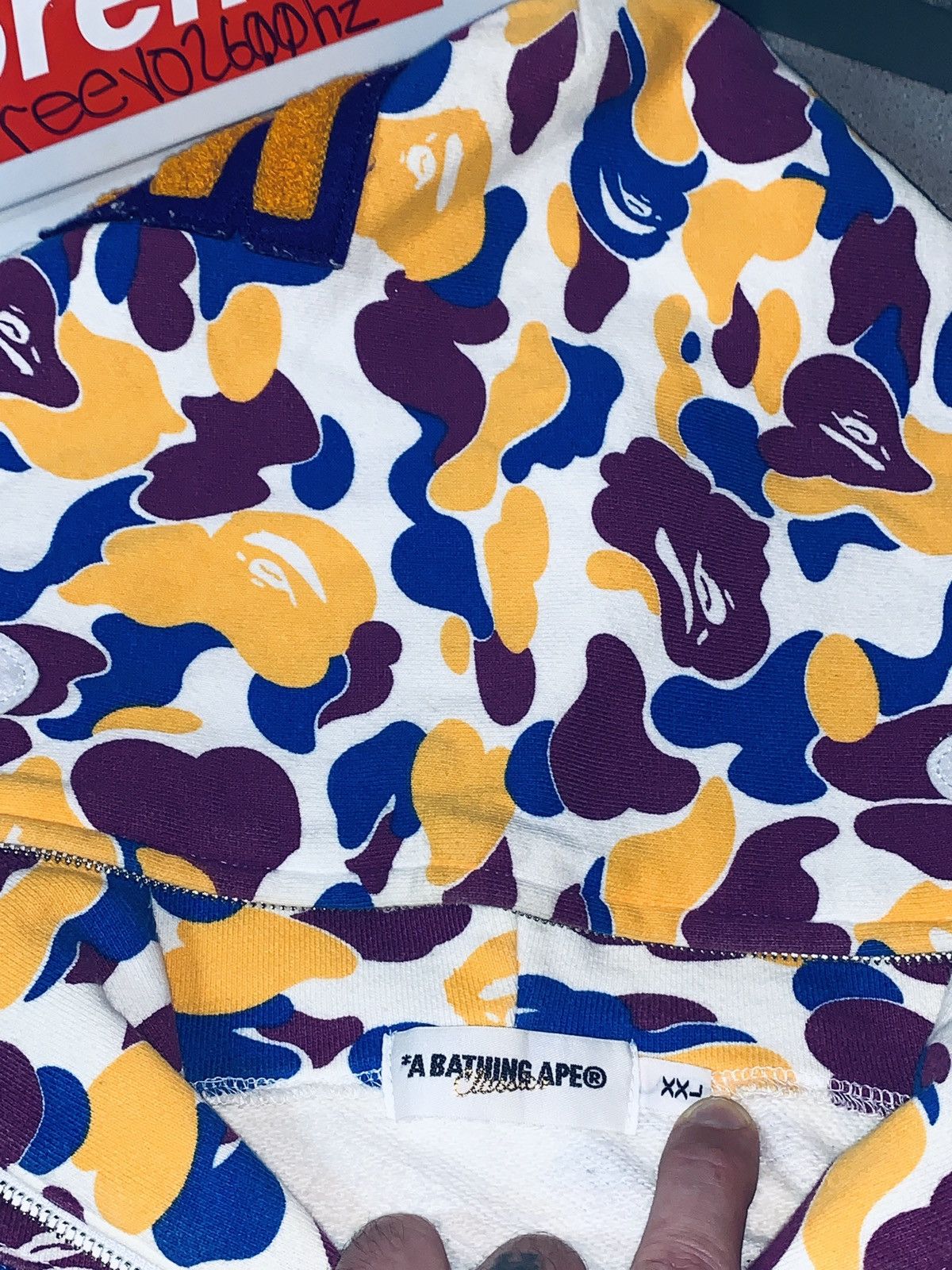Bape BAPE Los Angeles Camo Shark Hoodie XXL(2008) #MCS-00119 Size US XXL / EU 58 / 5 - 8 Thumbnail