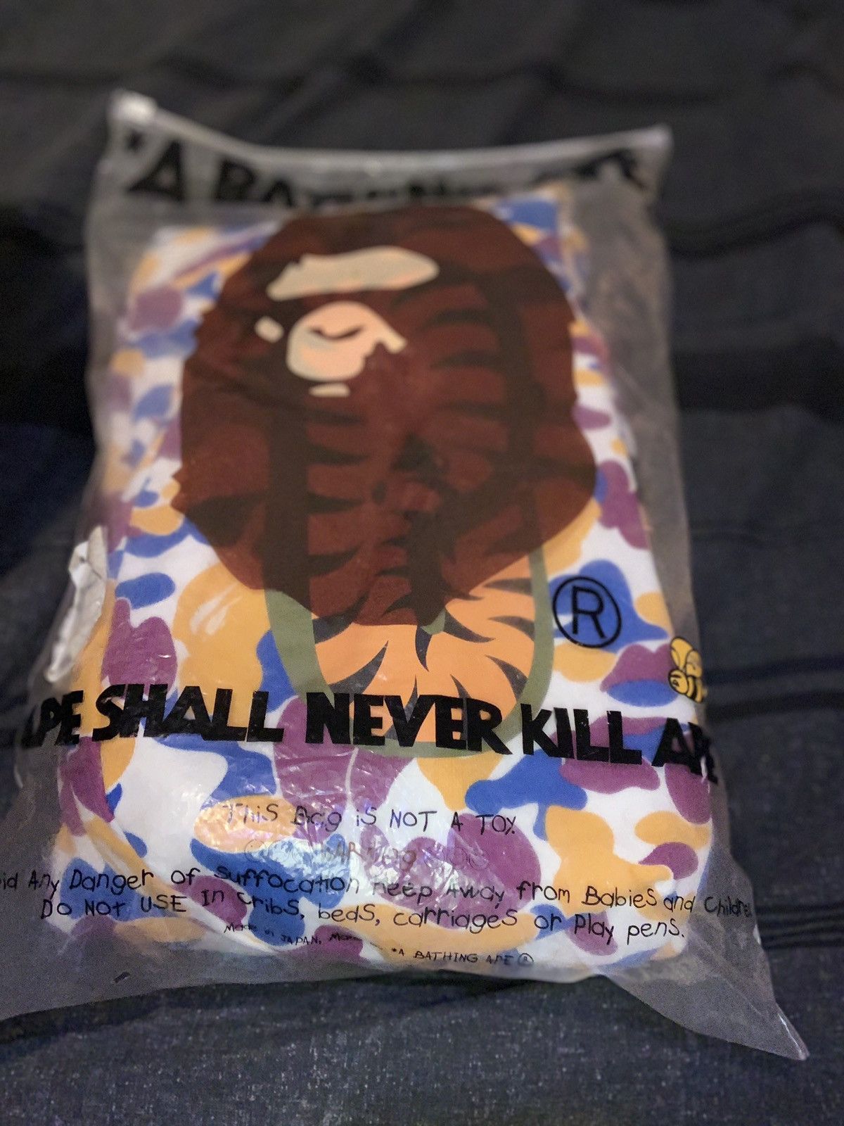Bape BAPE Los Angeles Camo Shark Hoodie XXL(2008) #MCS-00119 Size US XXL / EU 58 / 5 - 21 Thumbnail
