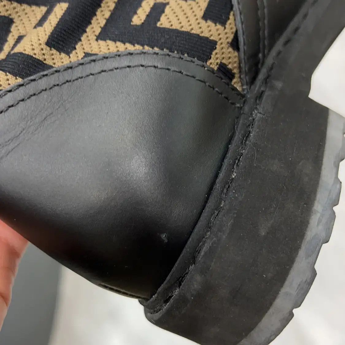 Fendi FENDI black leatherLOGO patchwork Women's ankle boots 35 Size US 5 / IT 35 - 9 Thumbnail