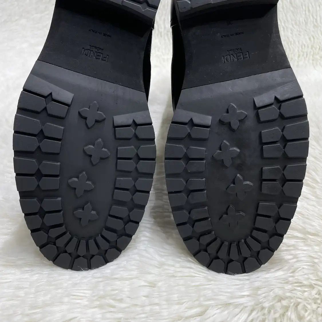 Fendi FENDI black leather Women's ankle boots 36 Size US 6 / IT 36 - 10 Thumbnail