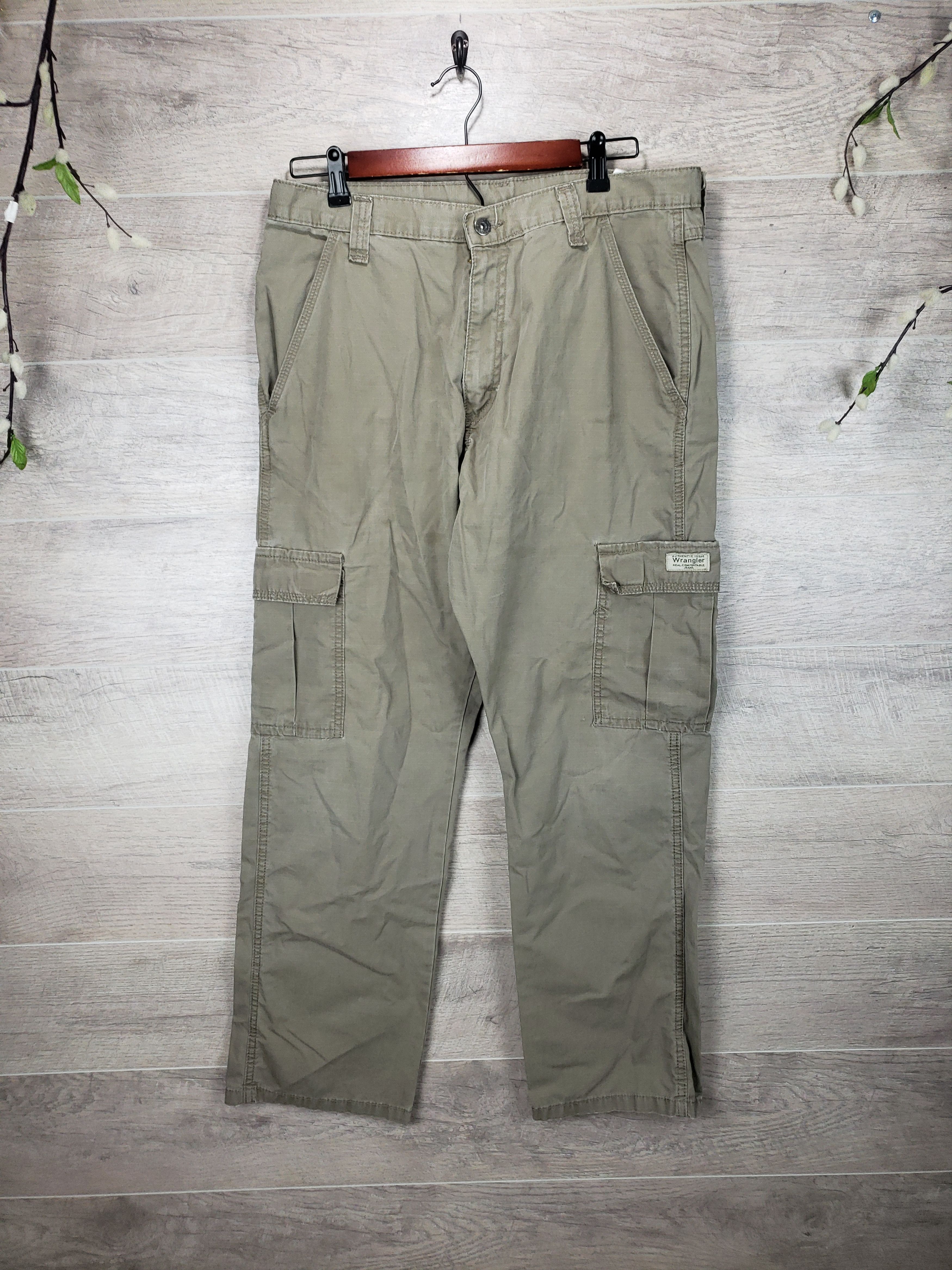 Wrangler Wrangler Khaki Cargo Pants | Grailed