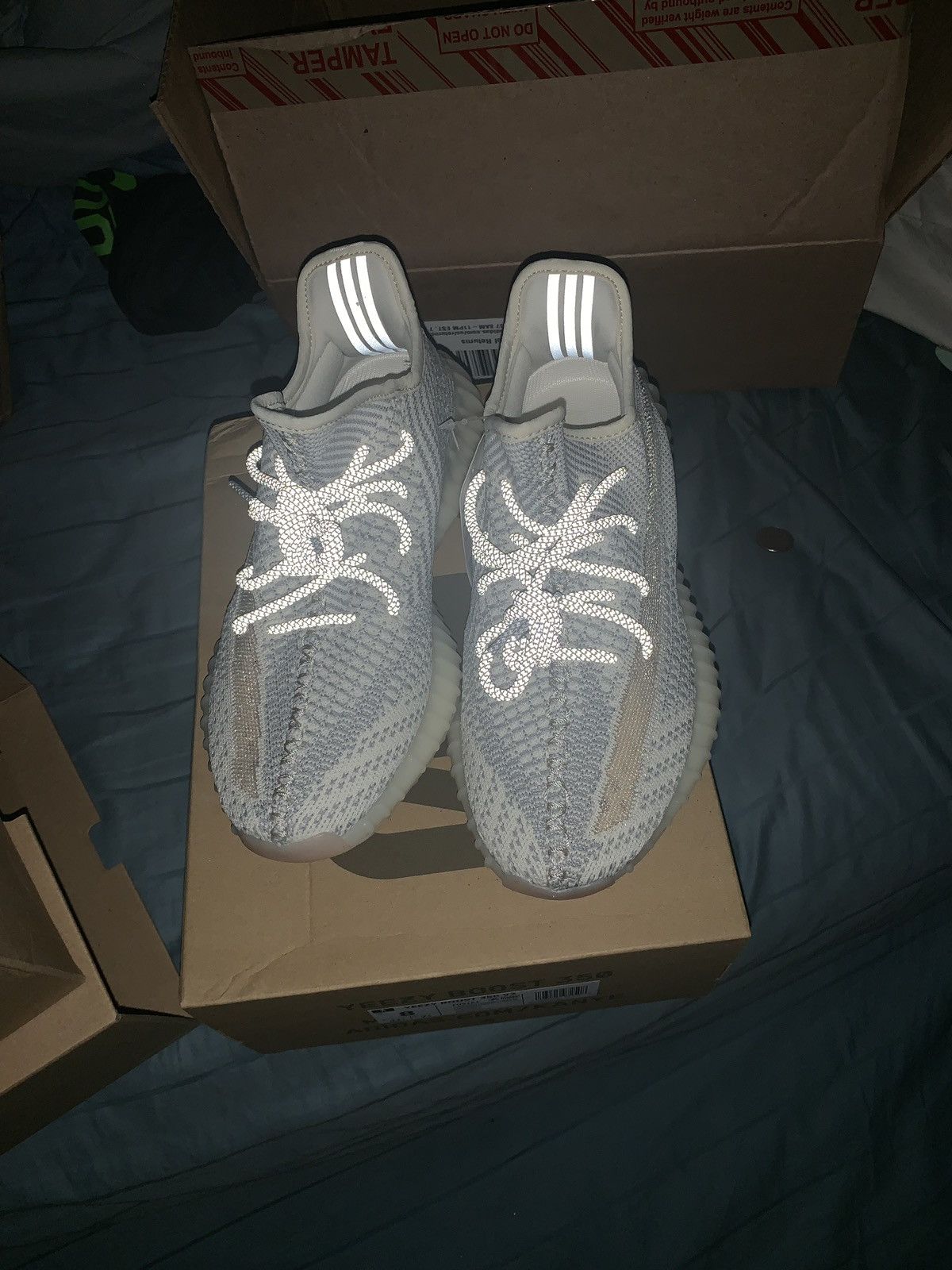 Yeezy lundmark non reflective new arrivals