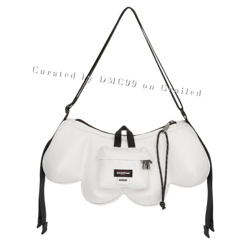 Avavav Eastpak Collaboration Hand Shoulder Bag in White, Women's — image 4 of 5