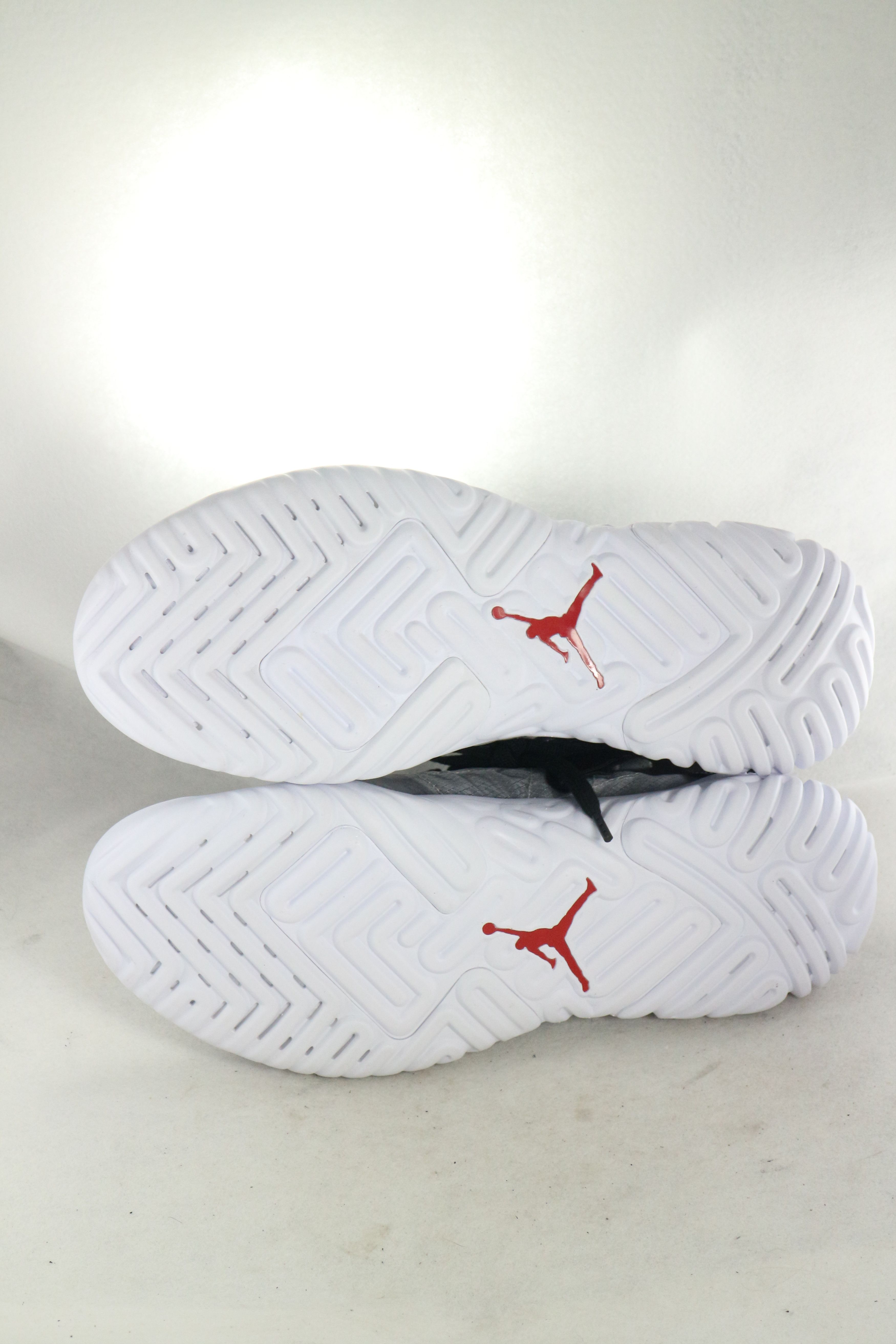Jordan Brand × Nike NIKE x JORDAN Apex Utility Flight Utility Sz 11 Size US 11 / EU 44 - 9 Thumbnail