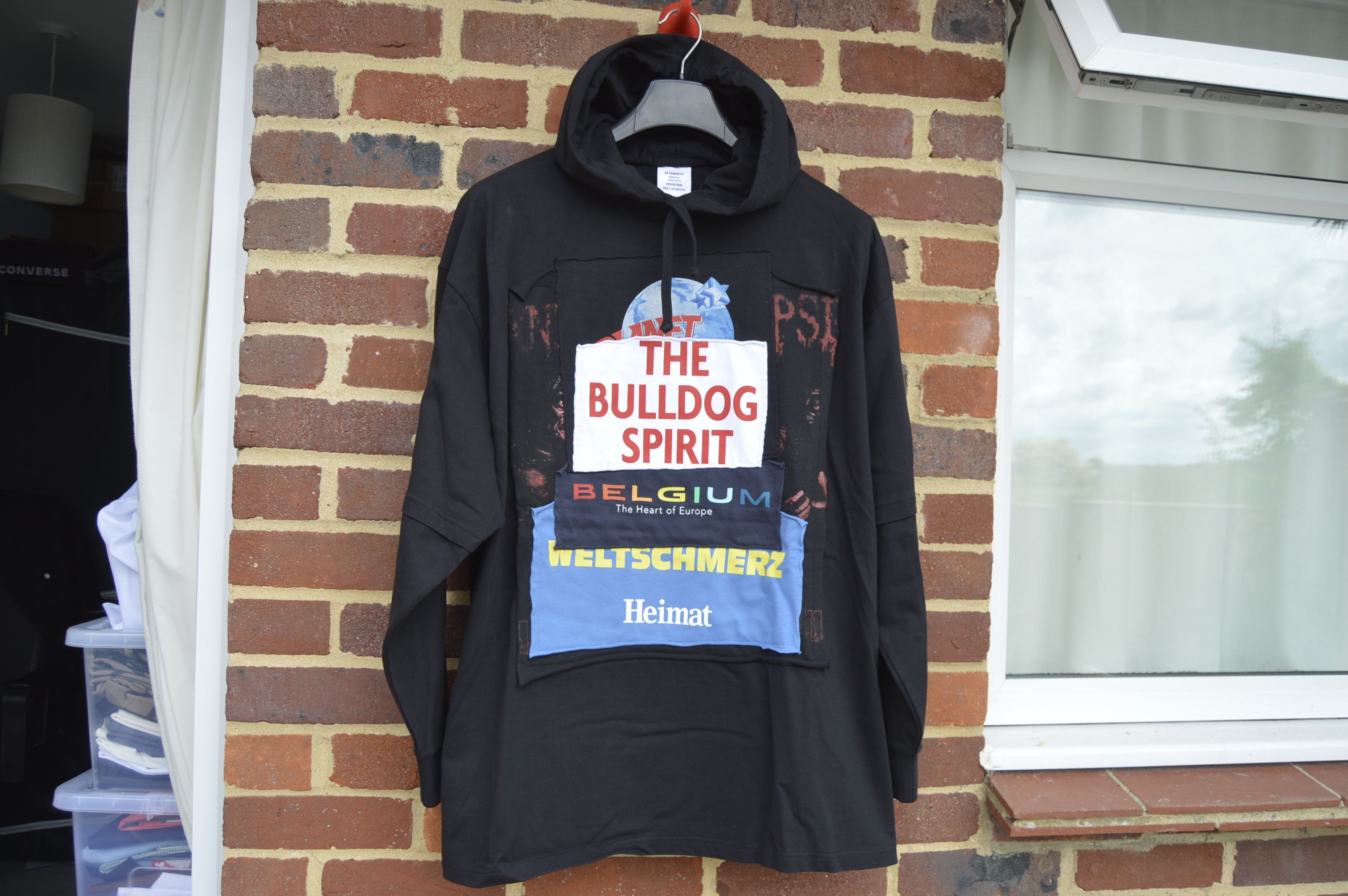 Vetements bulldog hot sale spirit