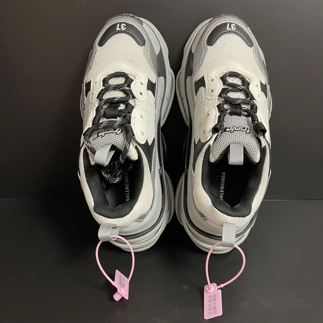 Balenciaga BALENCIAGA silver leather Women's casual sneakers 37 Size US 7 / IT 37 - 5 Thumbnail